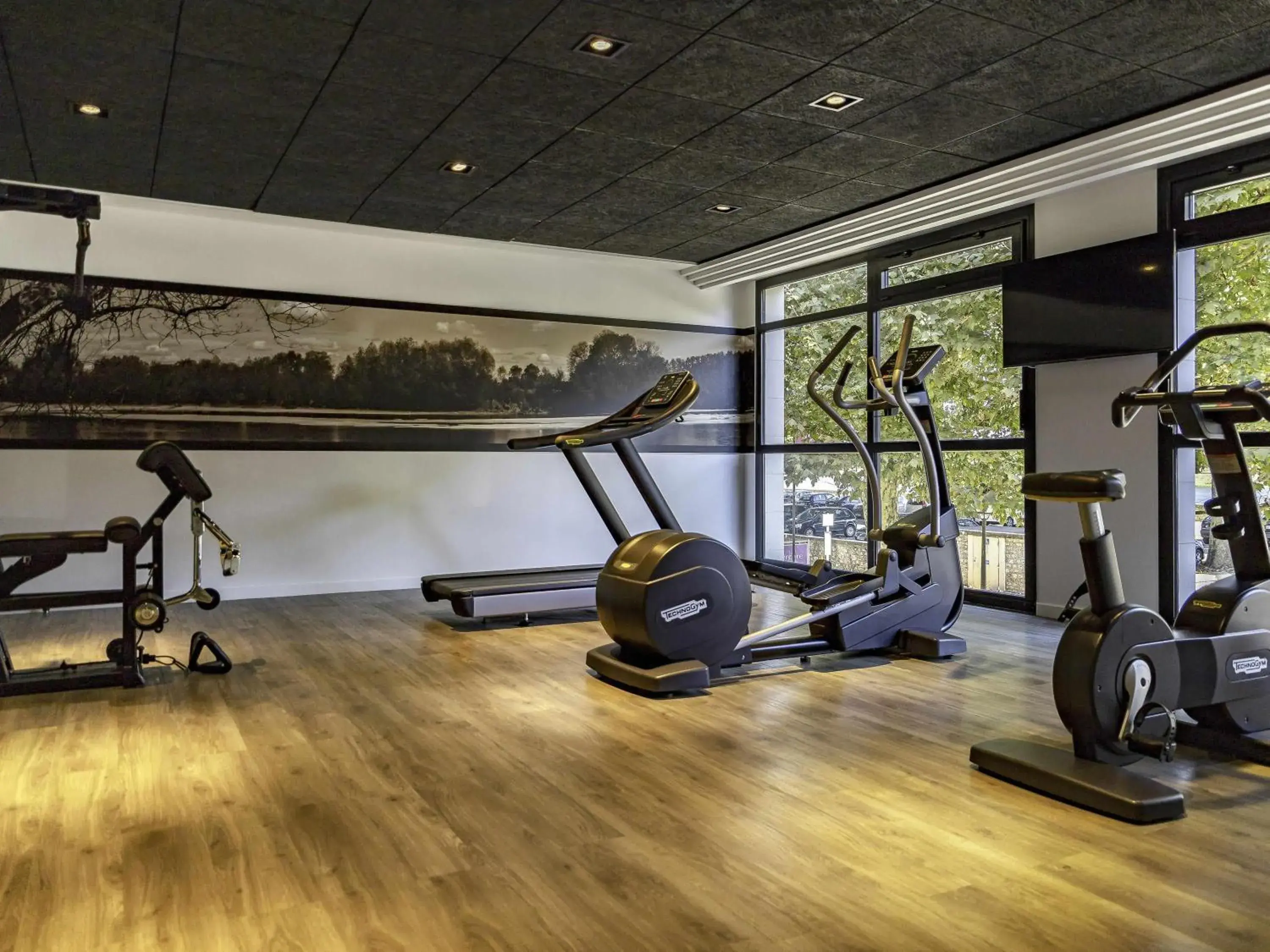 Fitness centre/facilities in Hotel Mercure Blois Centre Fitness centre/facilities in Hotel Mercure Blois Centre