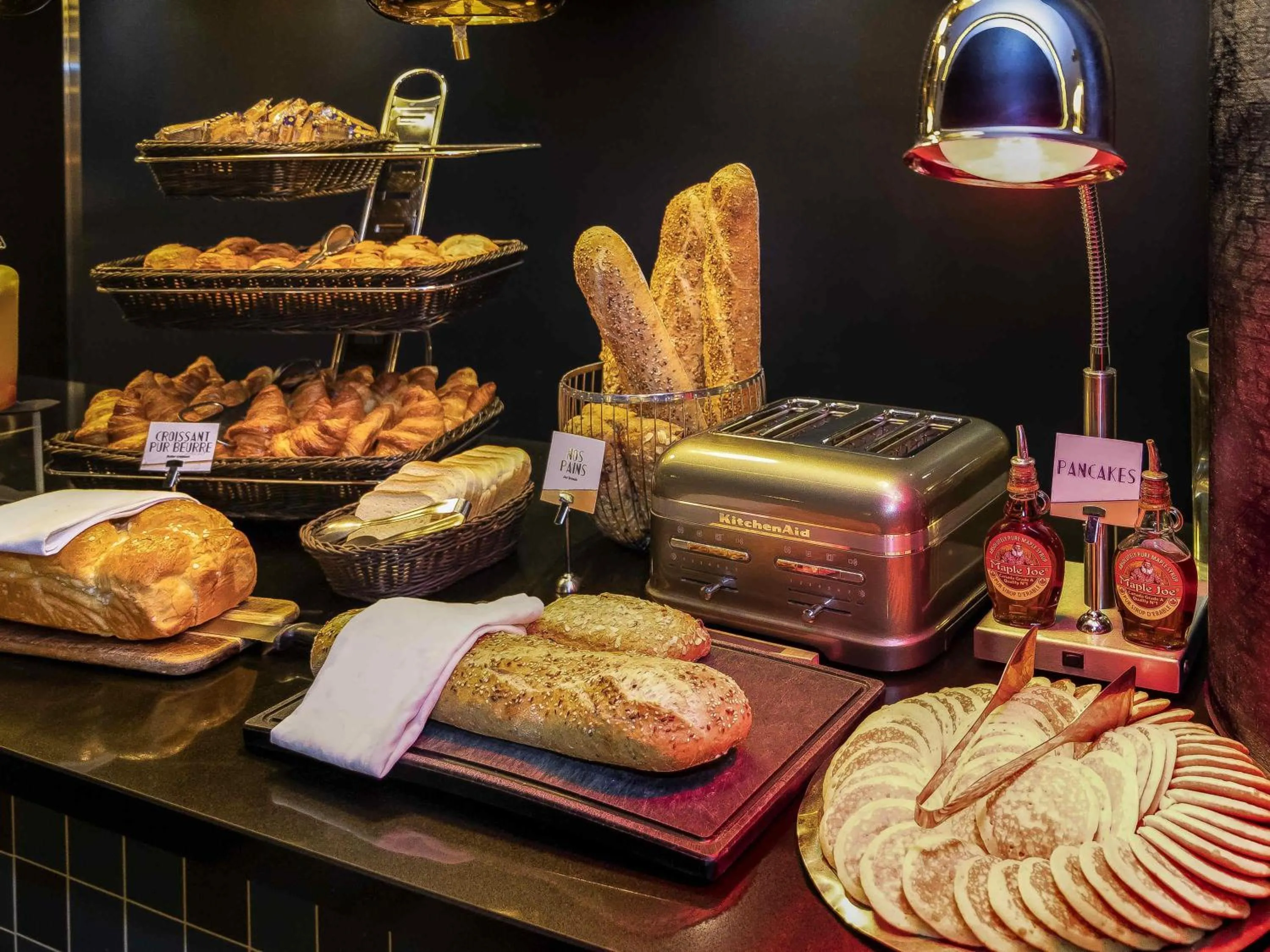 Breakfast in Hotel Mercure Blois Centre