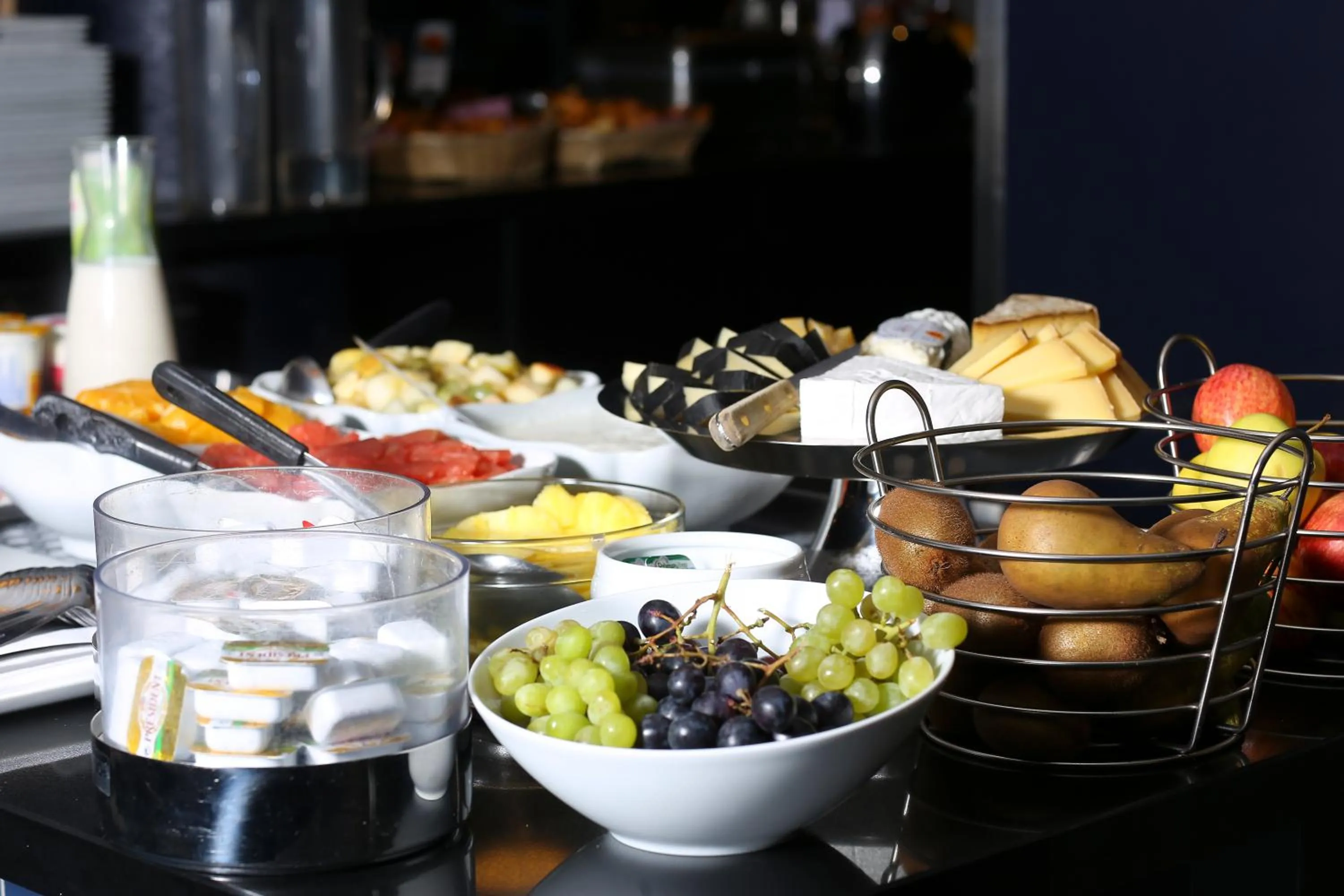 Buffet breakfast in Hotel Mercure Blois Centre