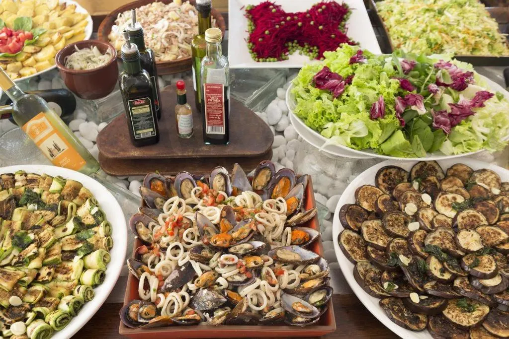 Restaurant/places to eat in lMPECAVEL Flat - Moema proximo Shopping Ibirapuera