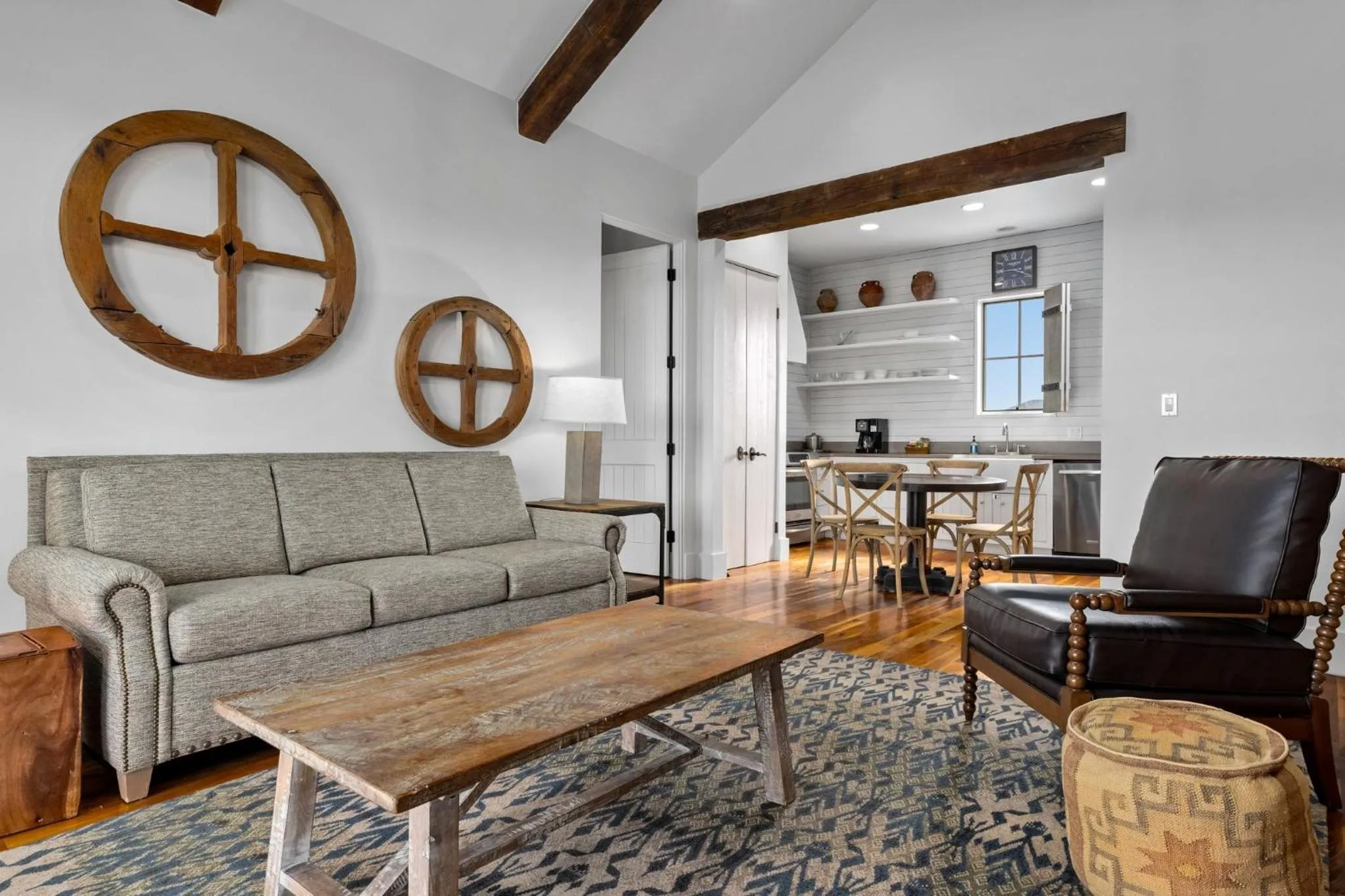 Living room in WorldMark Hunt – Stablewood Springs Resort