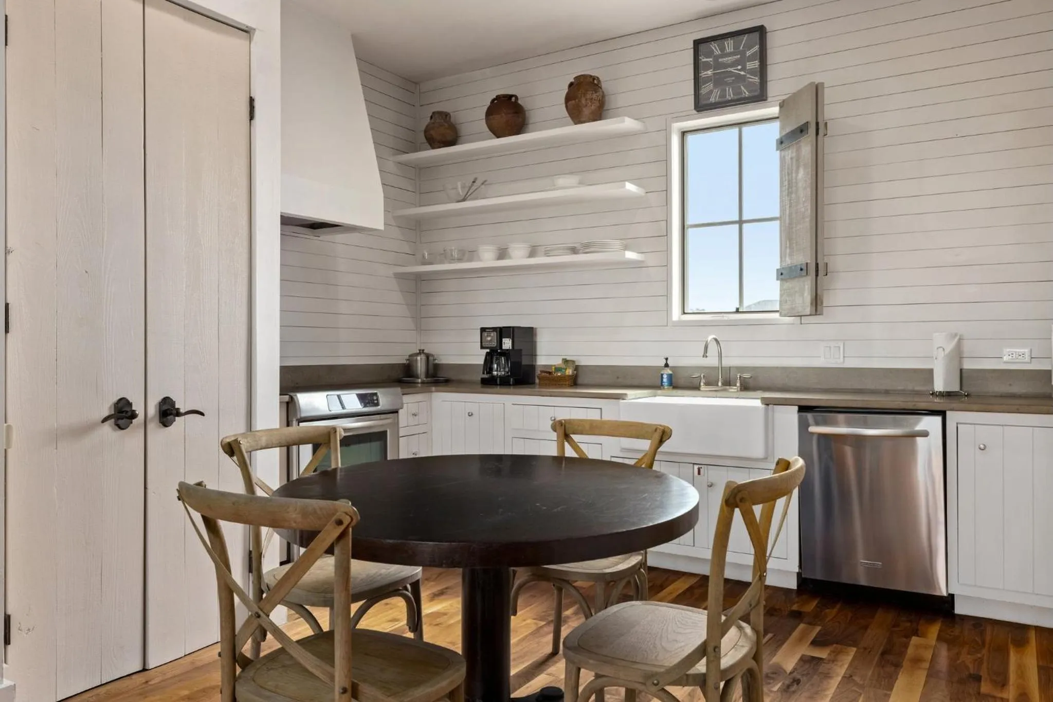 Restaurant/places to eat in WorldMark Hunt – Stablewood Springs Resort