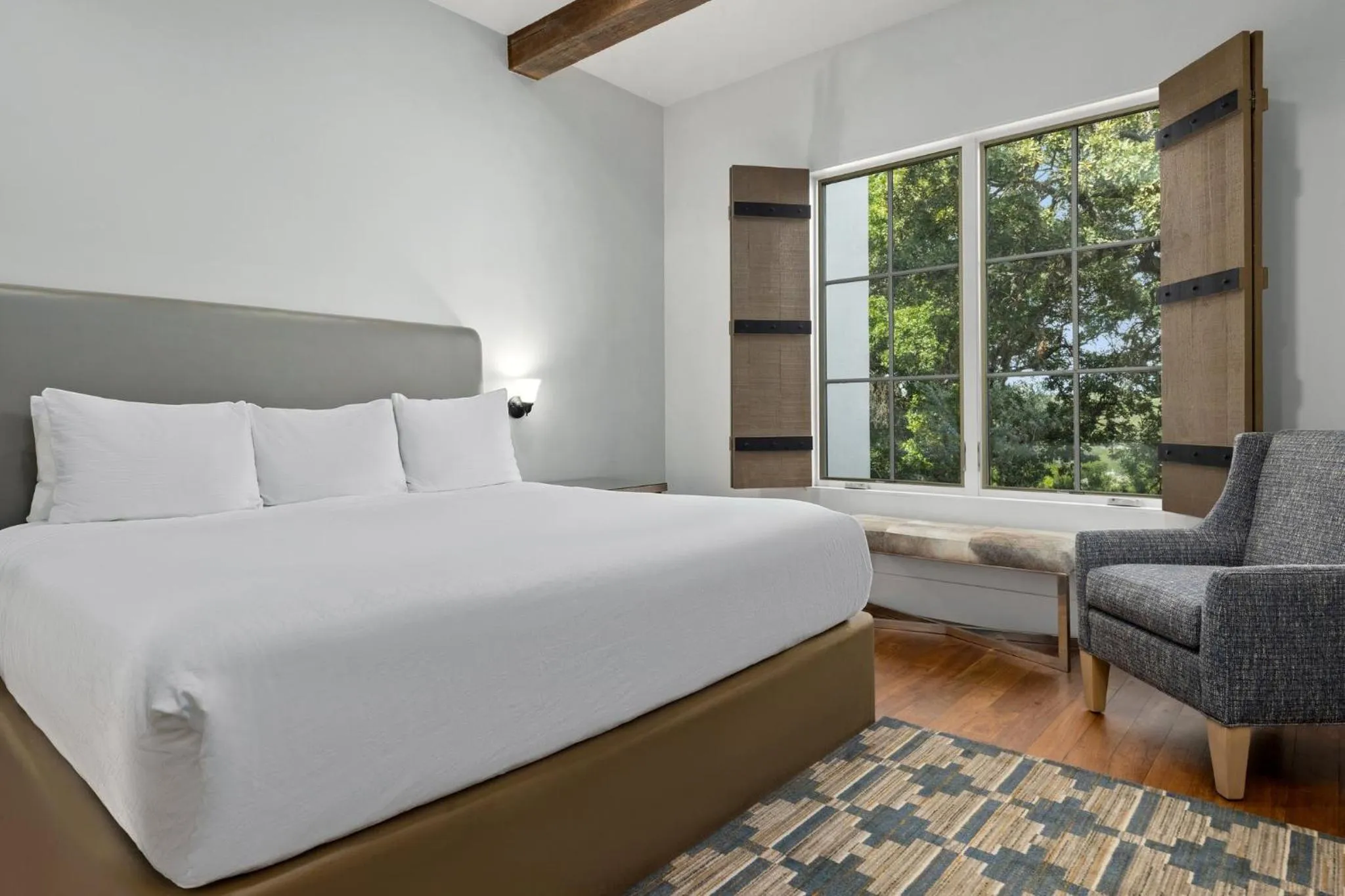 Bedroom, Bed in WorldMark Hunt – Stablewood Springs Resort