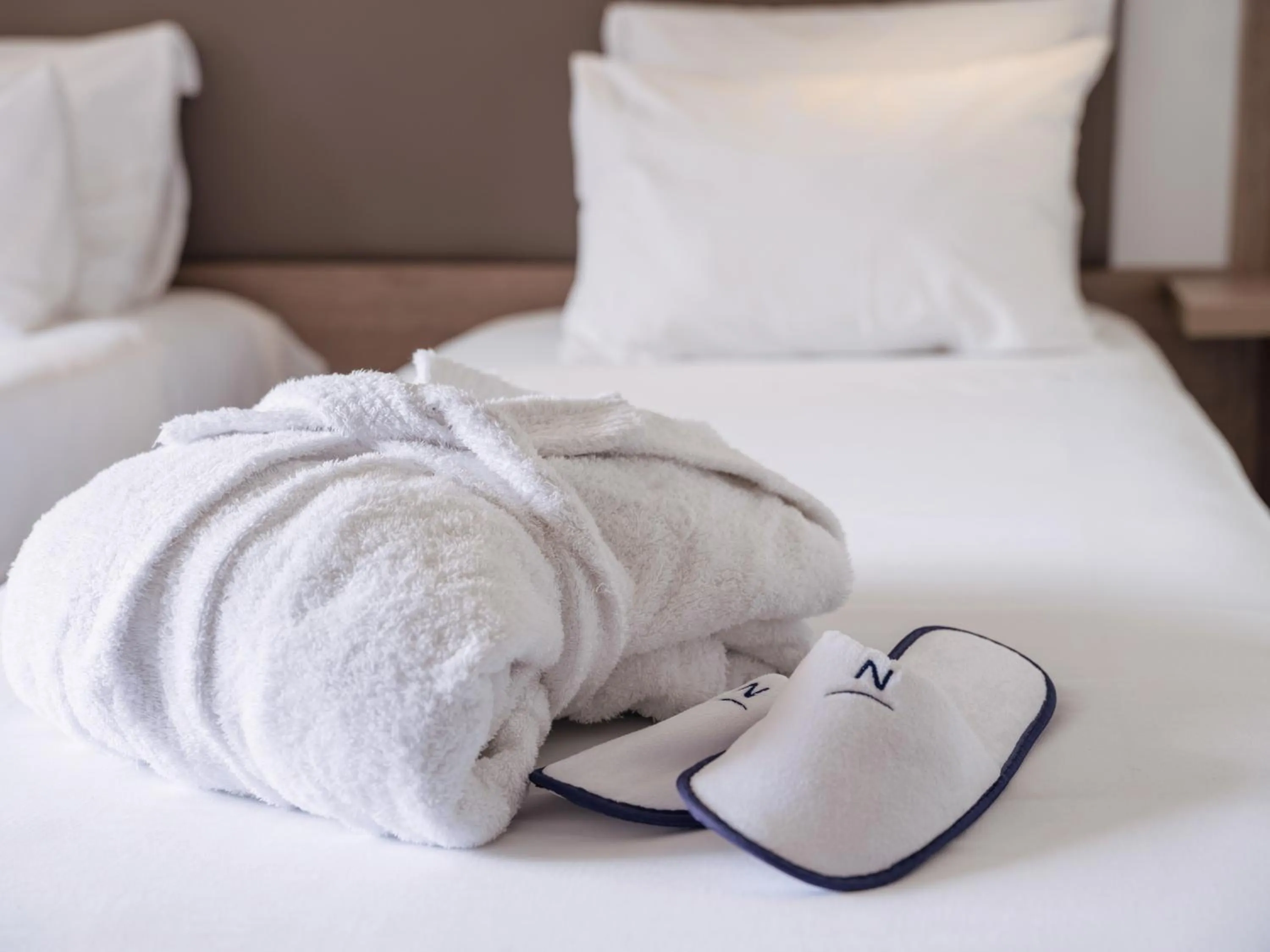 Bed in Novotel Nantes Carquefou