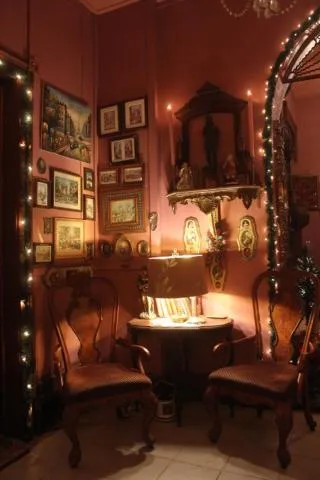 Riverview Mansion Hotel