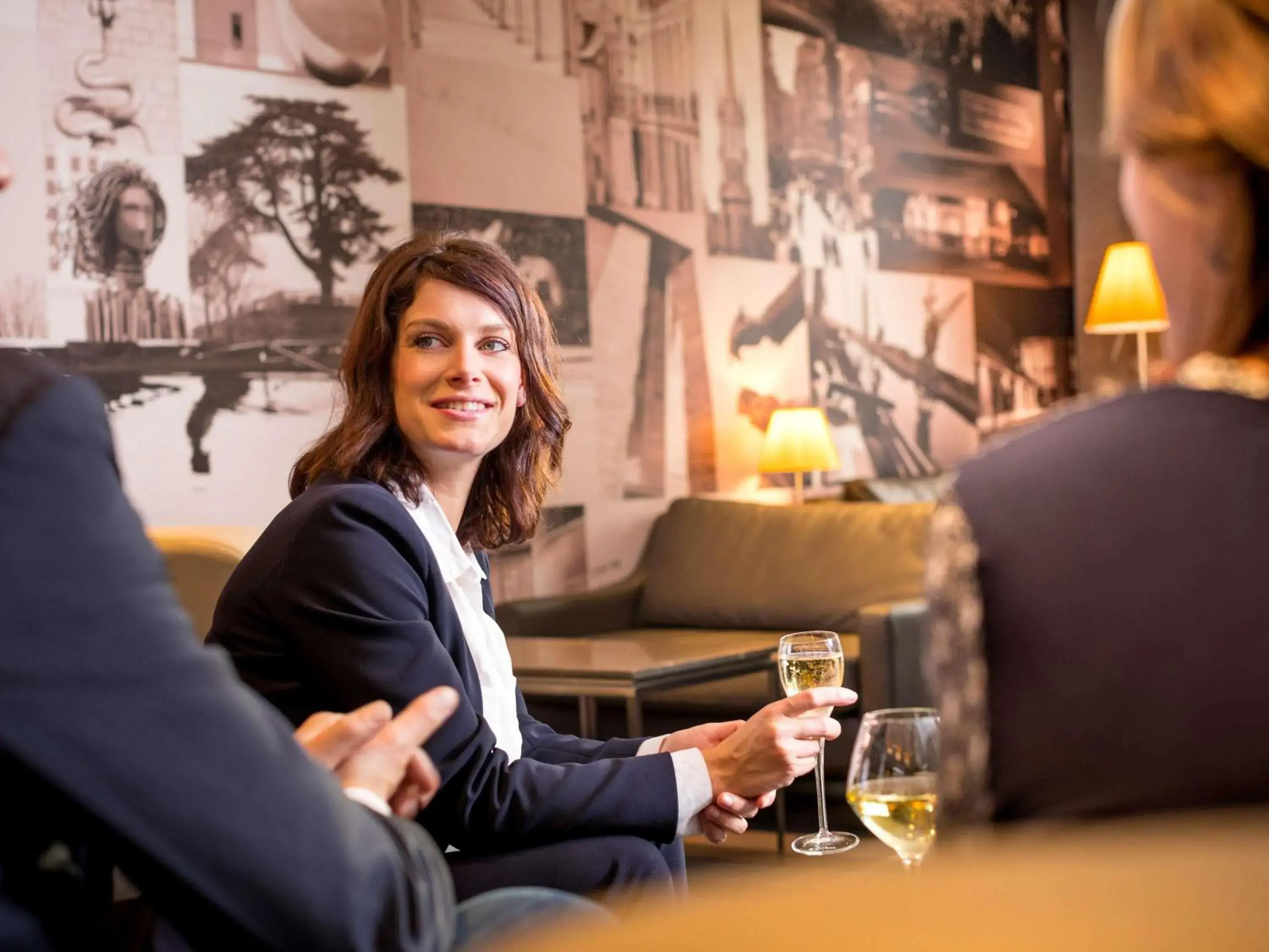 Lounge or bar in Mercure Caen Centre Port De Plaisance Lounge or bar in Mercure Caen Centre Port De Plaisance