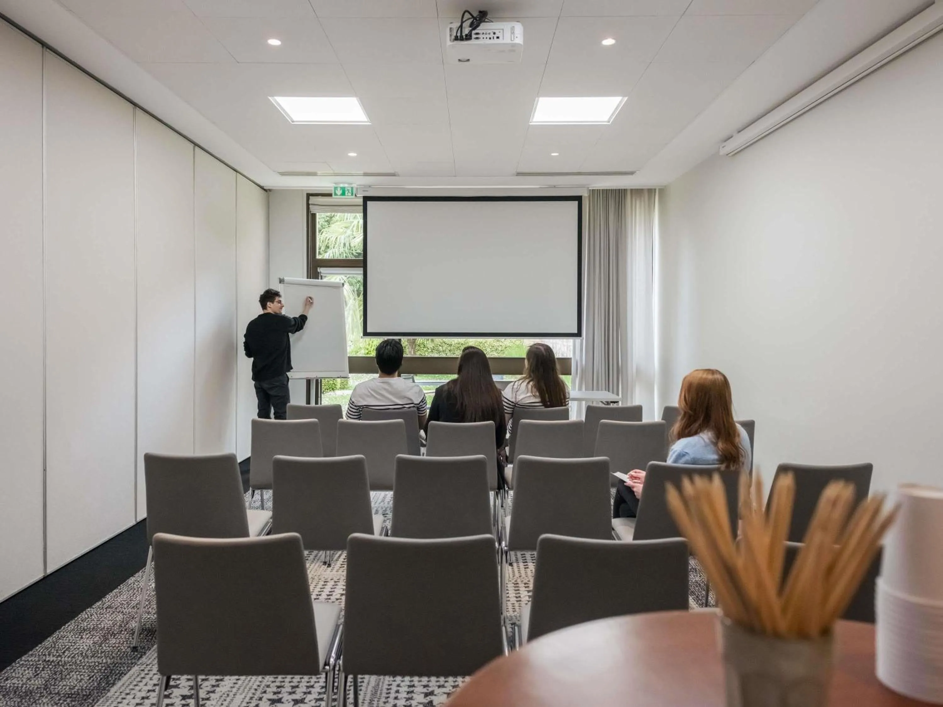 Business facilities in Mercure Caen Centre Port De Plaisance