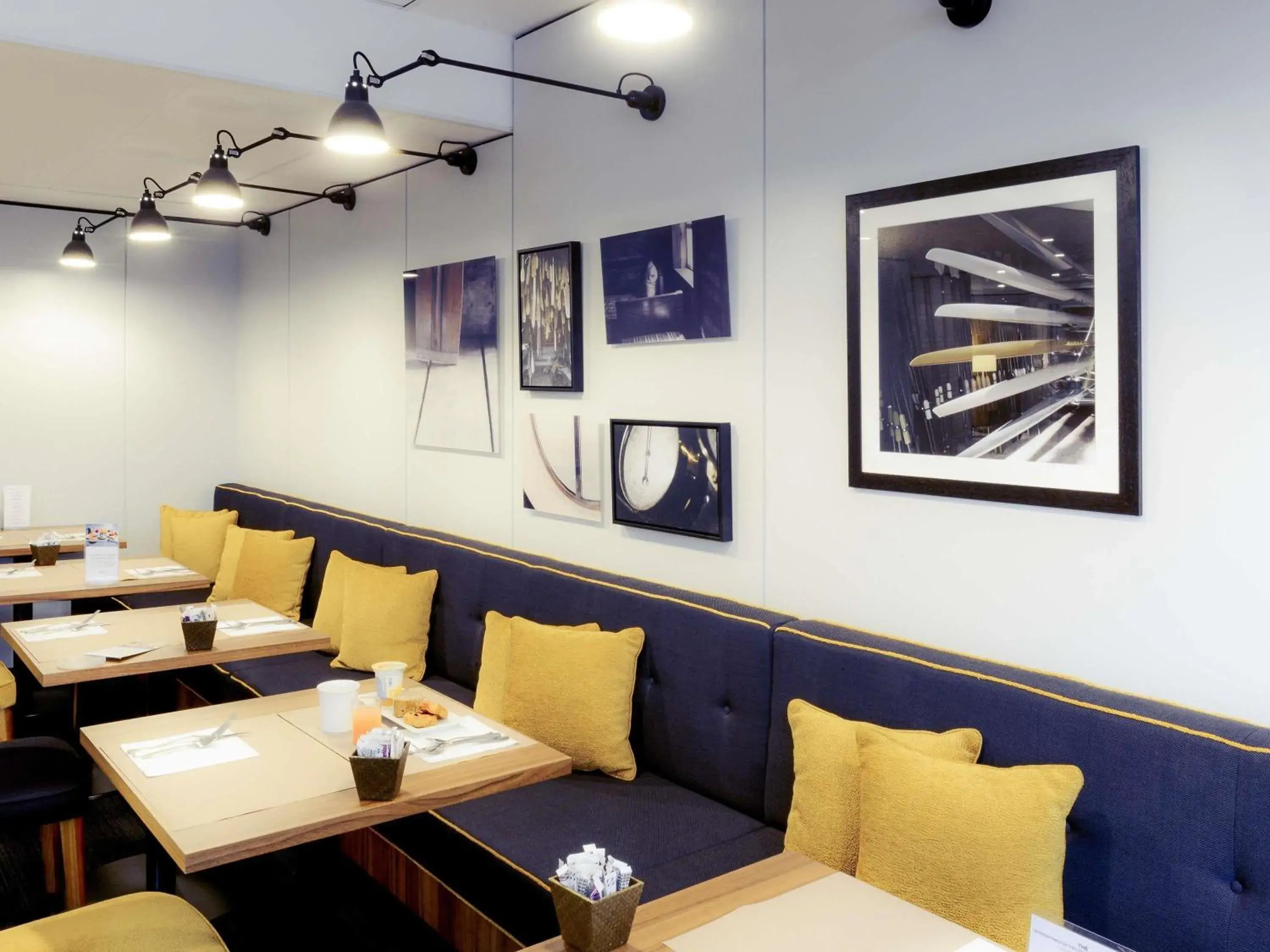 Breakfast in Mercure Caen Centre Port De Plaisance Breakfast in Mercure Caen Centre Port De Plaisance