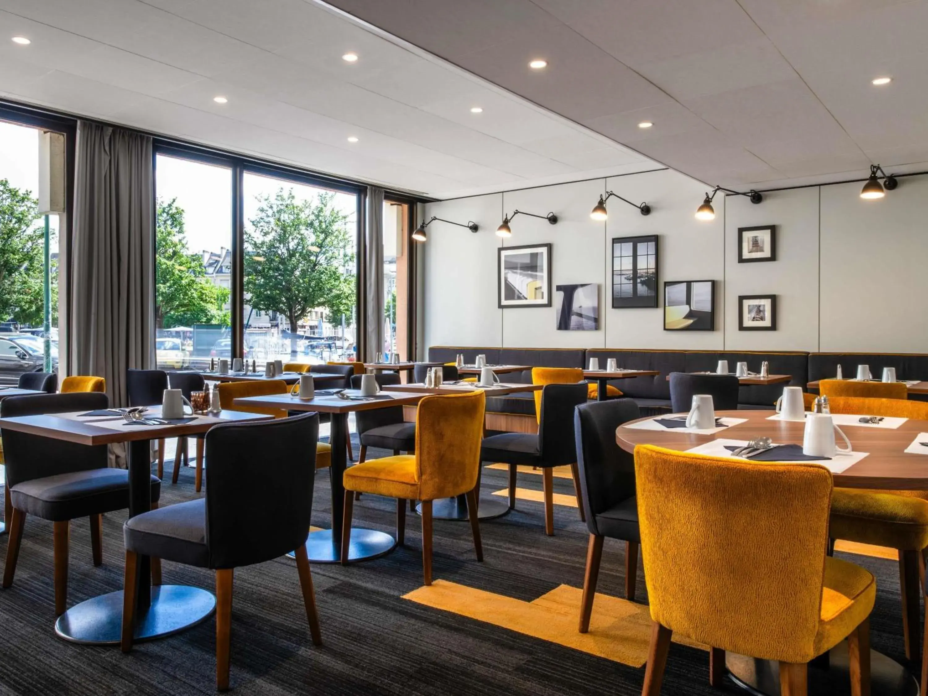 Breakfast in Mercure Caen Centre Port De Plaisance Breakfast in Mercure Caen Centre Port De Plaisance