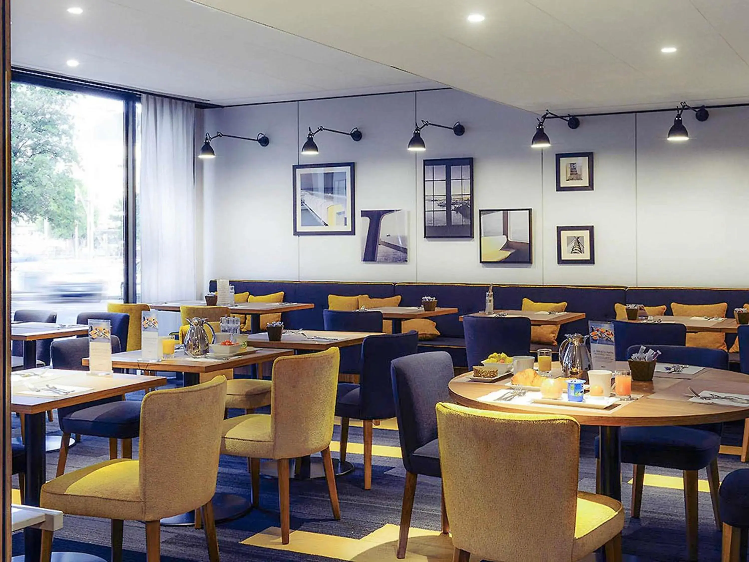 Property building in Mercure Caen Centre Port De Plaisance Property building in Mercure Caen Centre Port De Plaisance