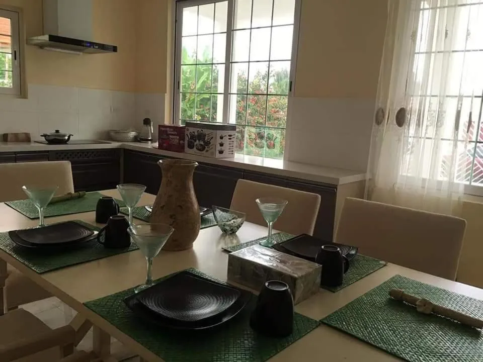 Hanamitsu Hotel & Spa