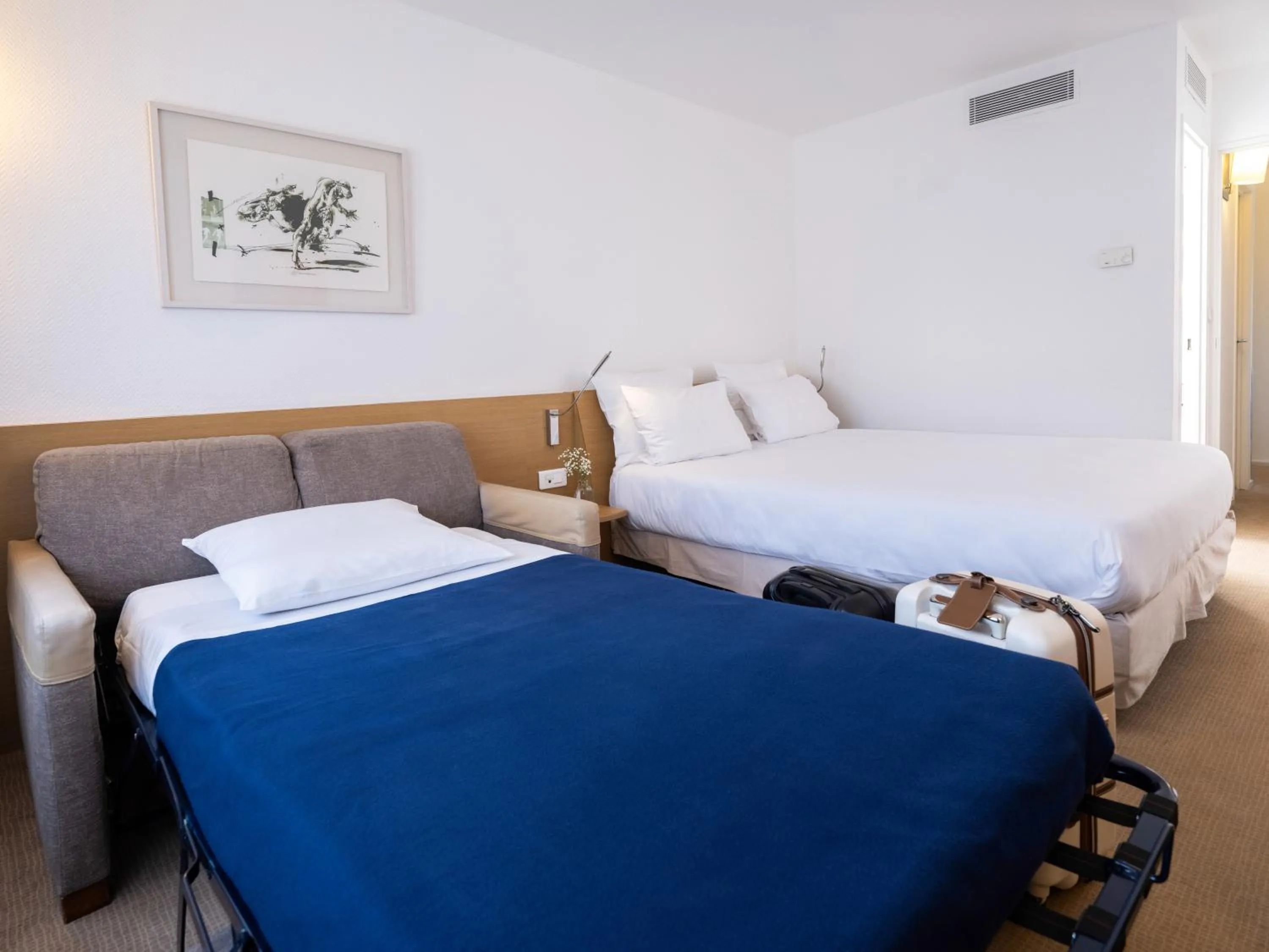 Bedroom, Bed in Novotel Nantes Centre Gare