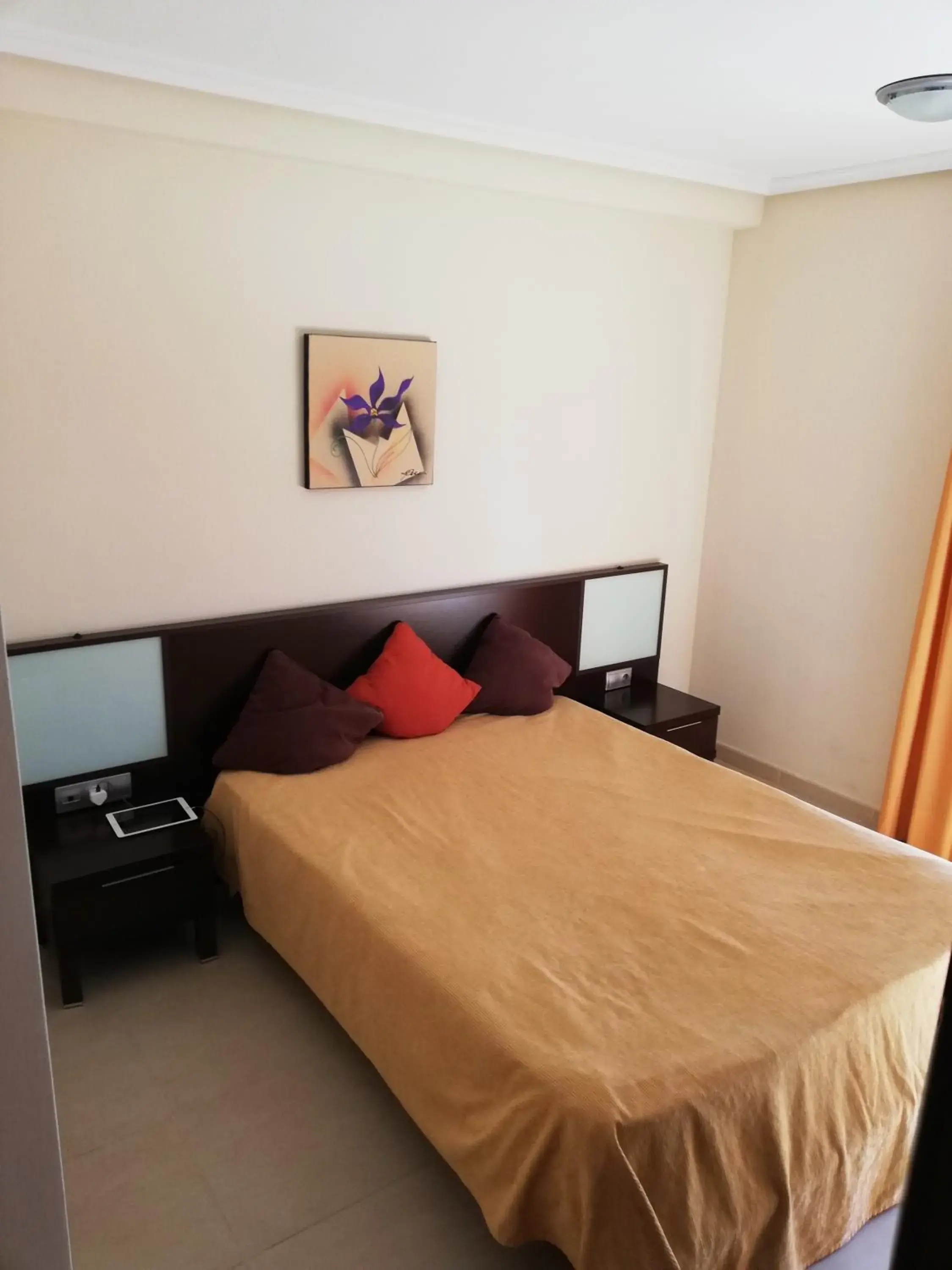 Bed in Marina Rey Aparthotel Playa de Puerto Rey Almeria Bed in Marina Rey Aparthotel Playa de Puerto Rey Almeria