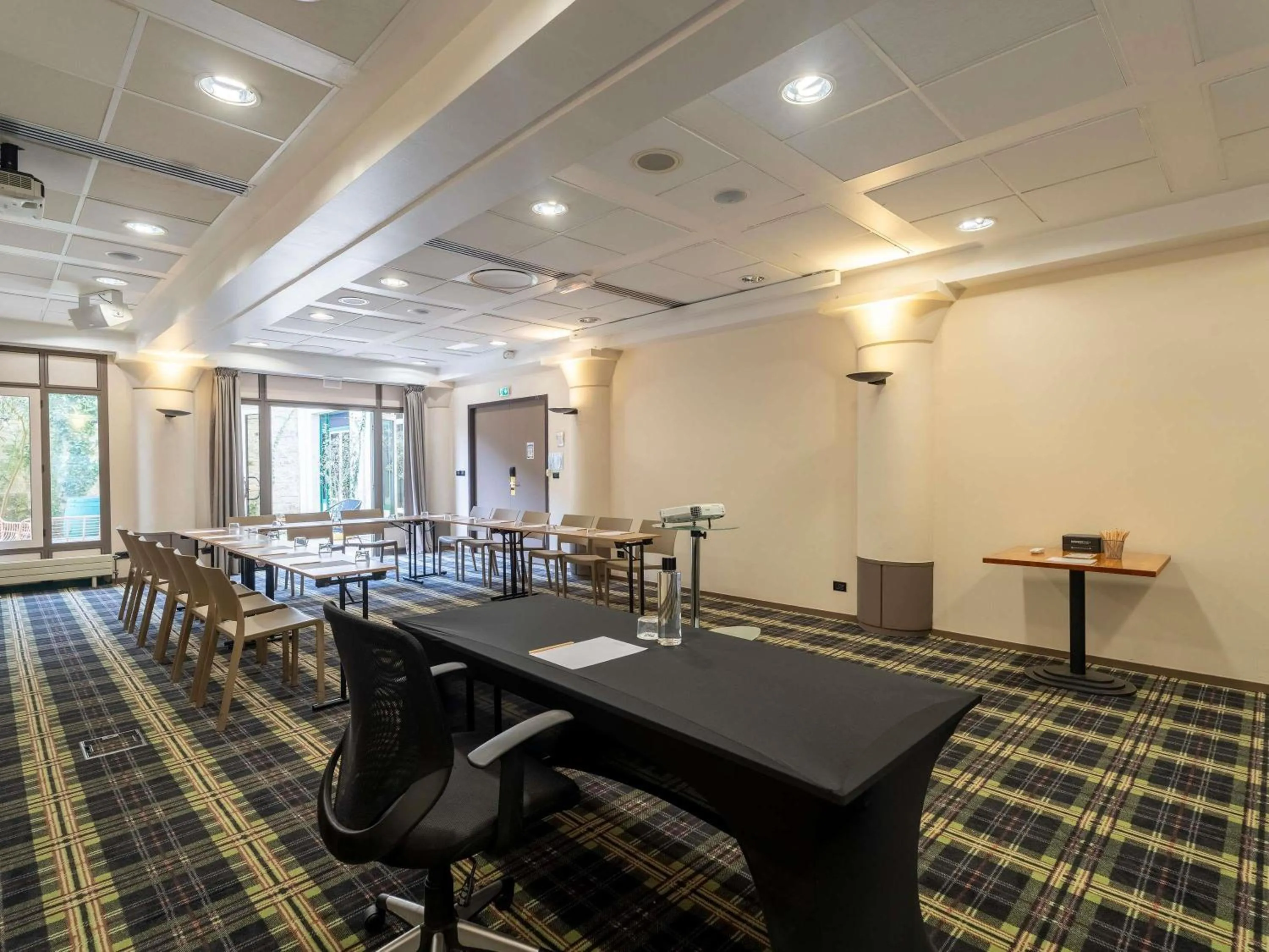 Meeting/conference room in Mercure Bordeaux Chateau Chartrons