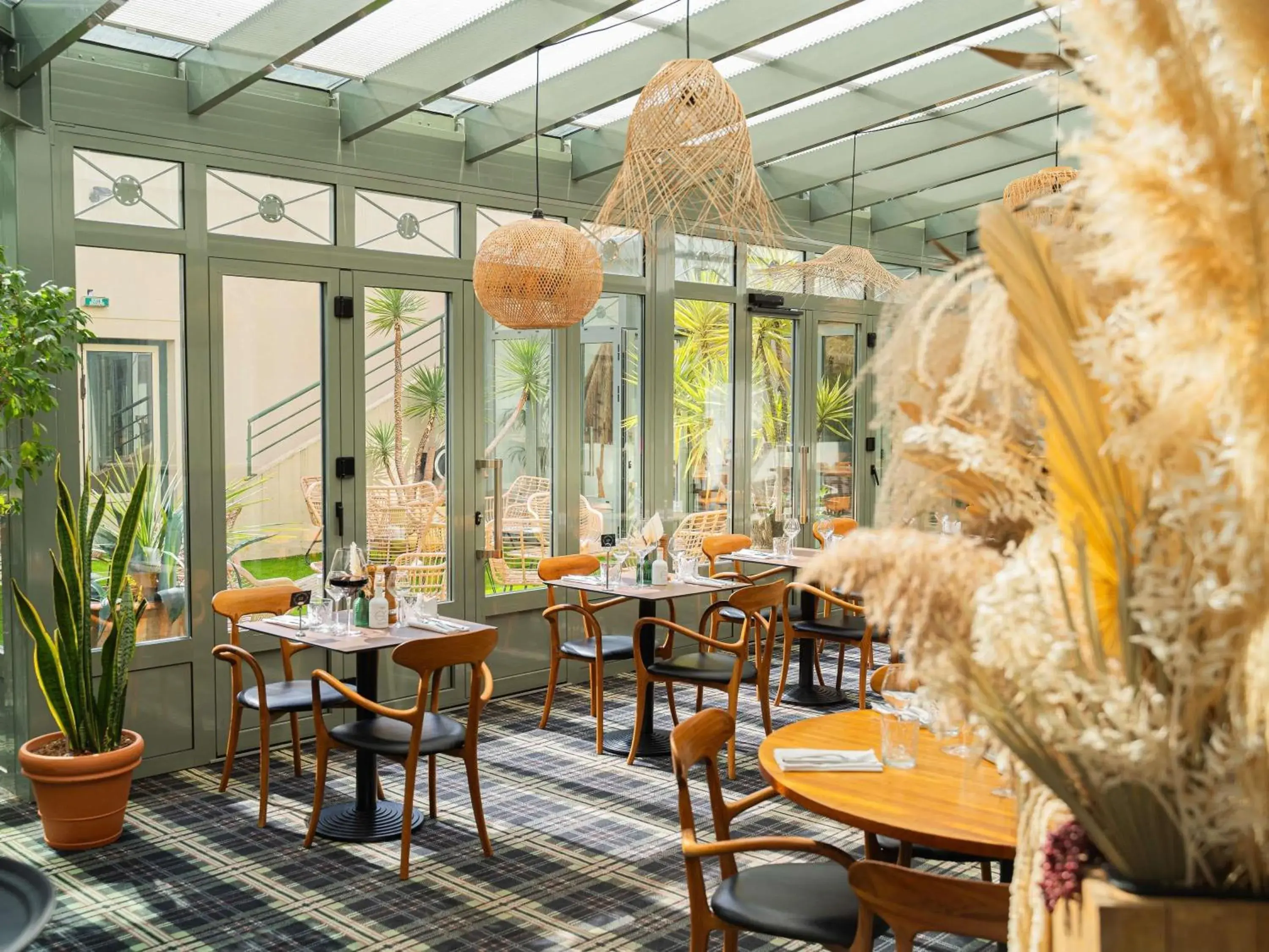 Restaurant/places to eat in Mercure Bordeaux Chateau Chartrons Restaurant/places to eat in Mercure Bordeaux Chateau Chartrons