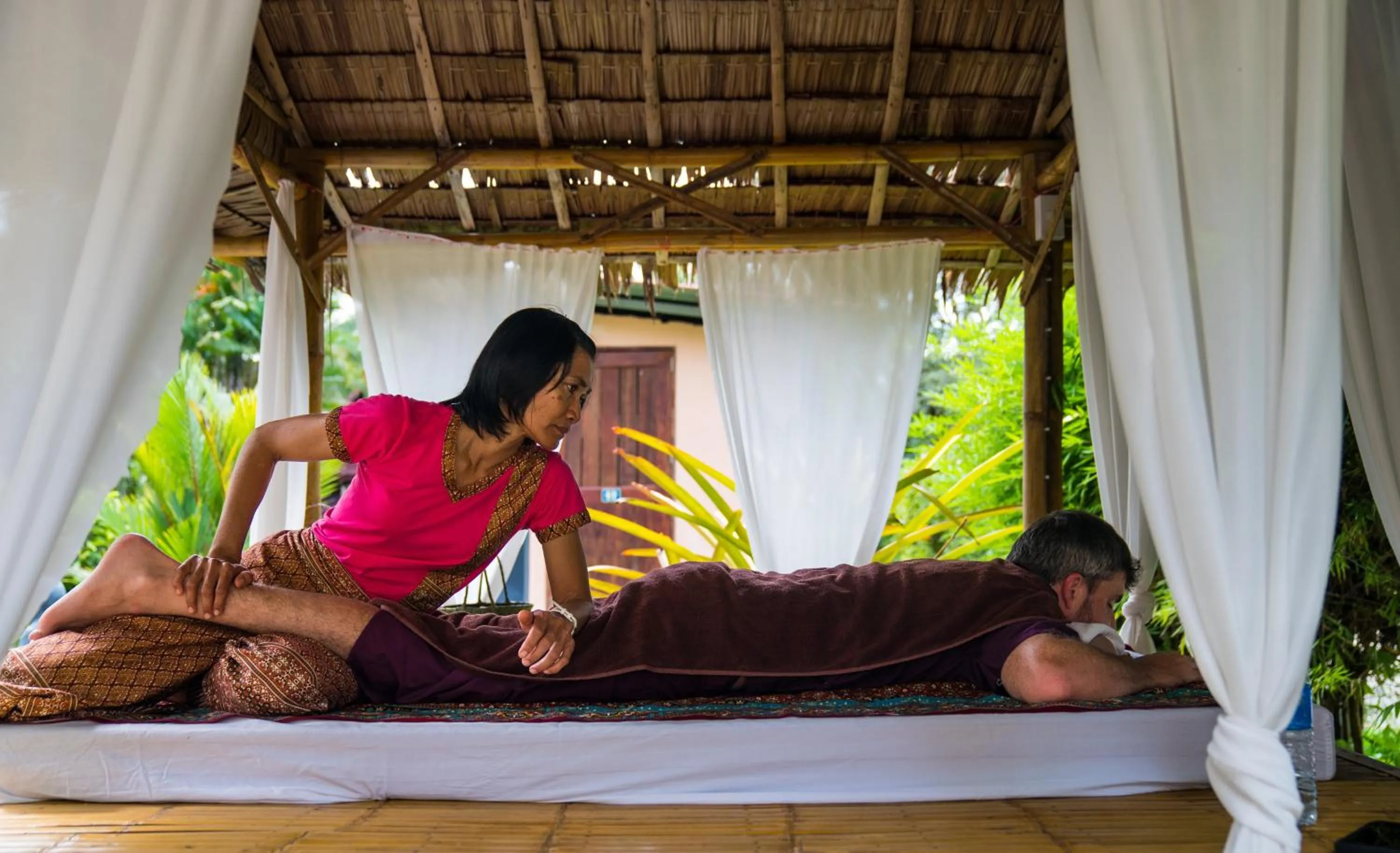 Massage in Leeloo Paradise