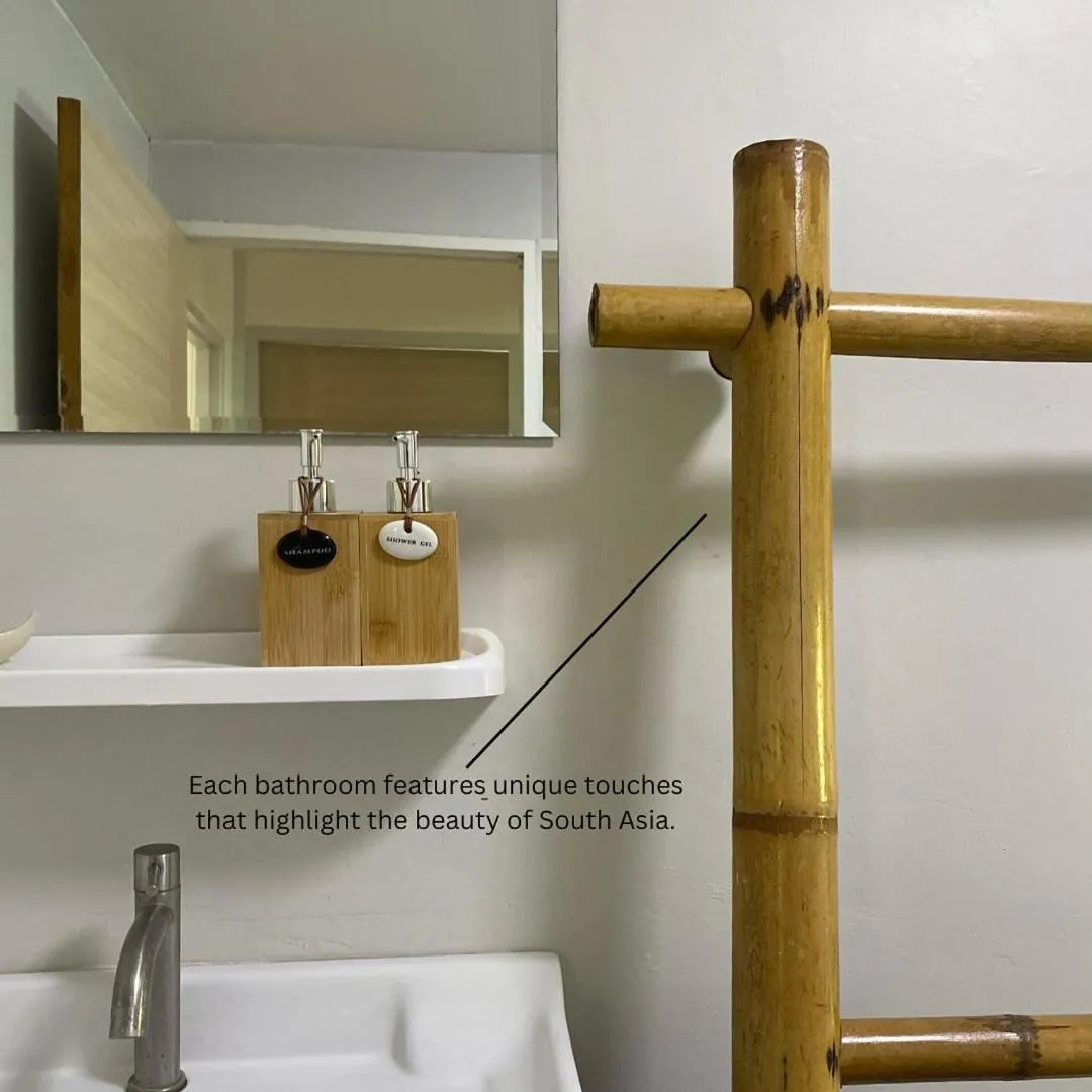 Bathroom in Leeloo Paradise