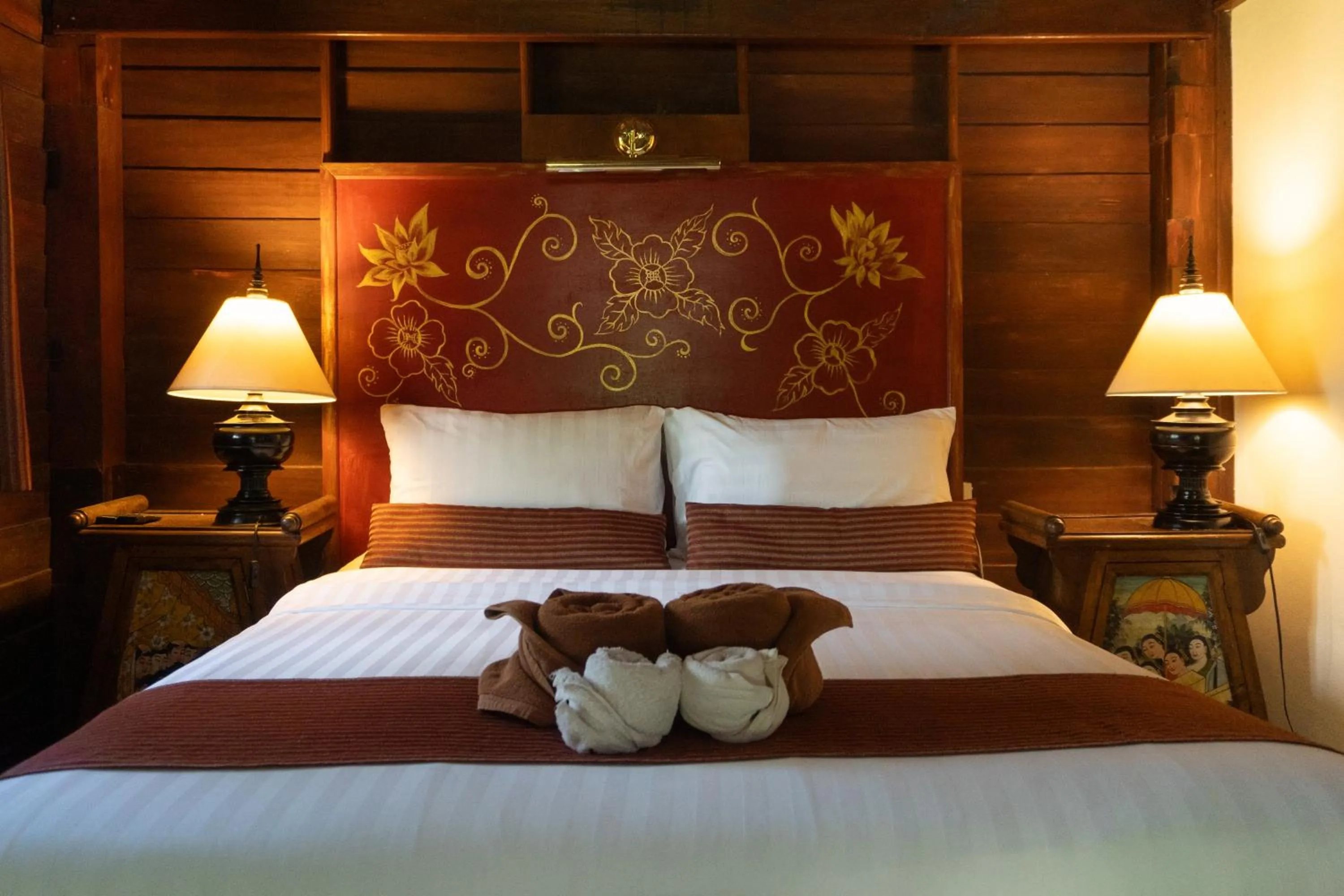 Bed in Leeloo Paradise