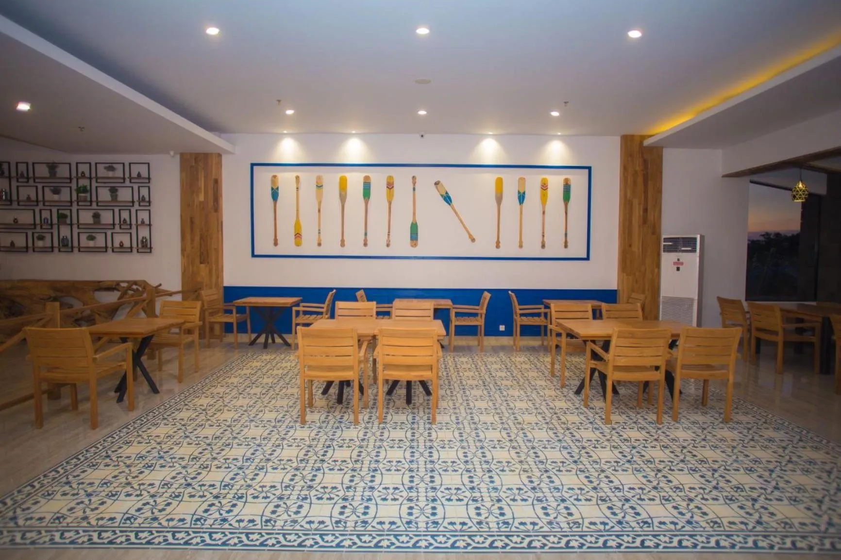 Lounge or bar in Pollos Hotel & Gallery