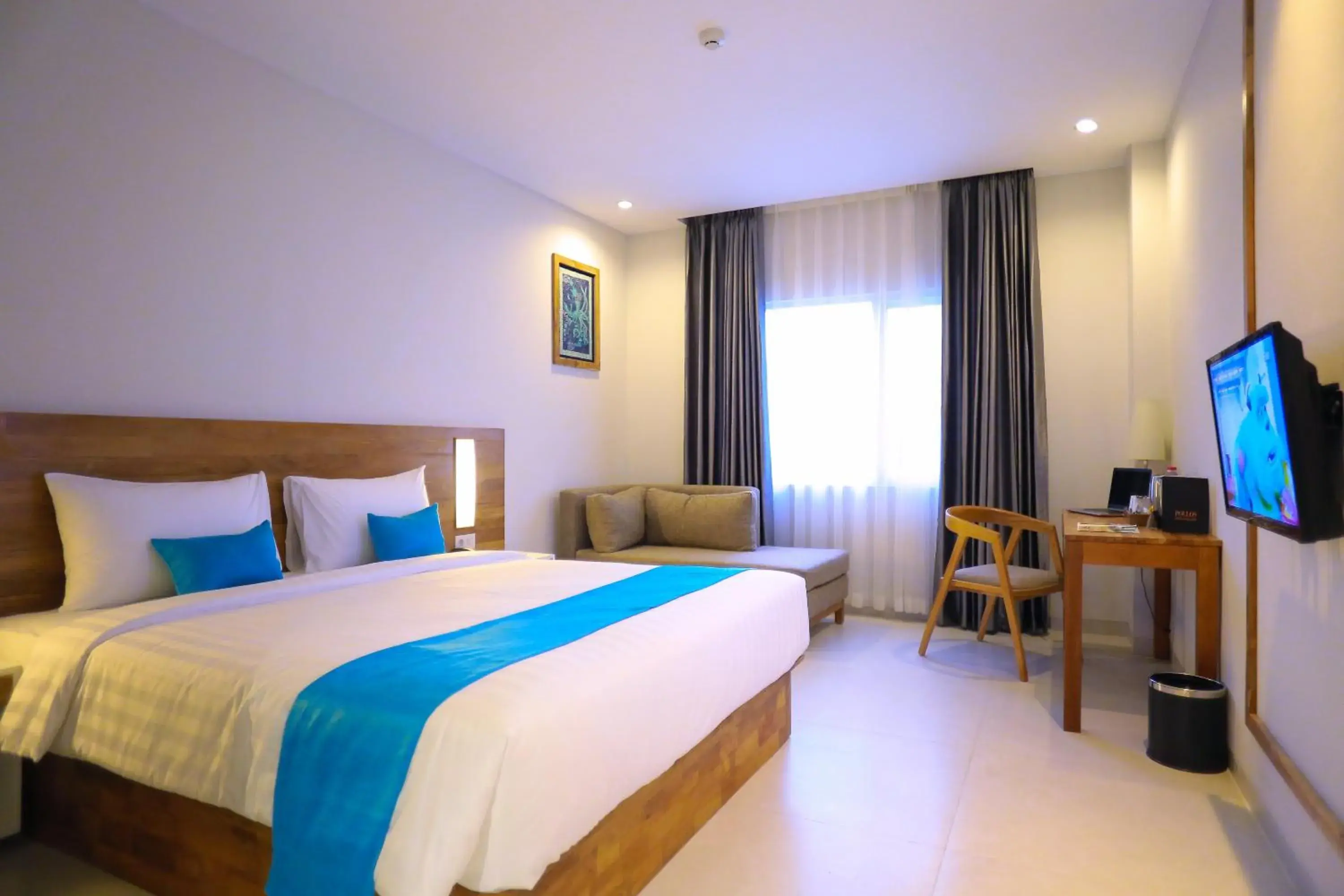 Superior Double or Twin Room in Pollos Hotel & Gallery Superior Double or Twin Room in Pollos Hotel & Gallery