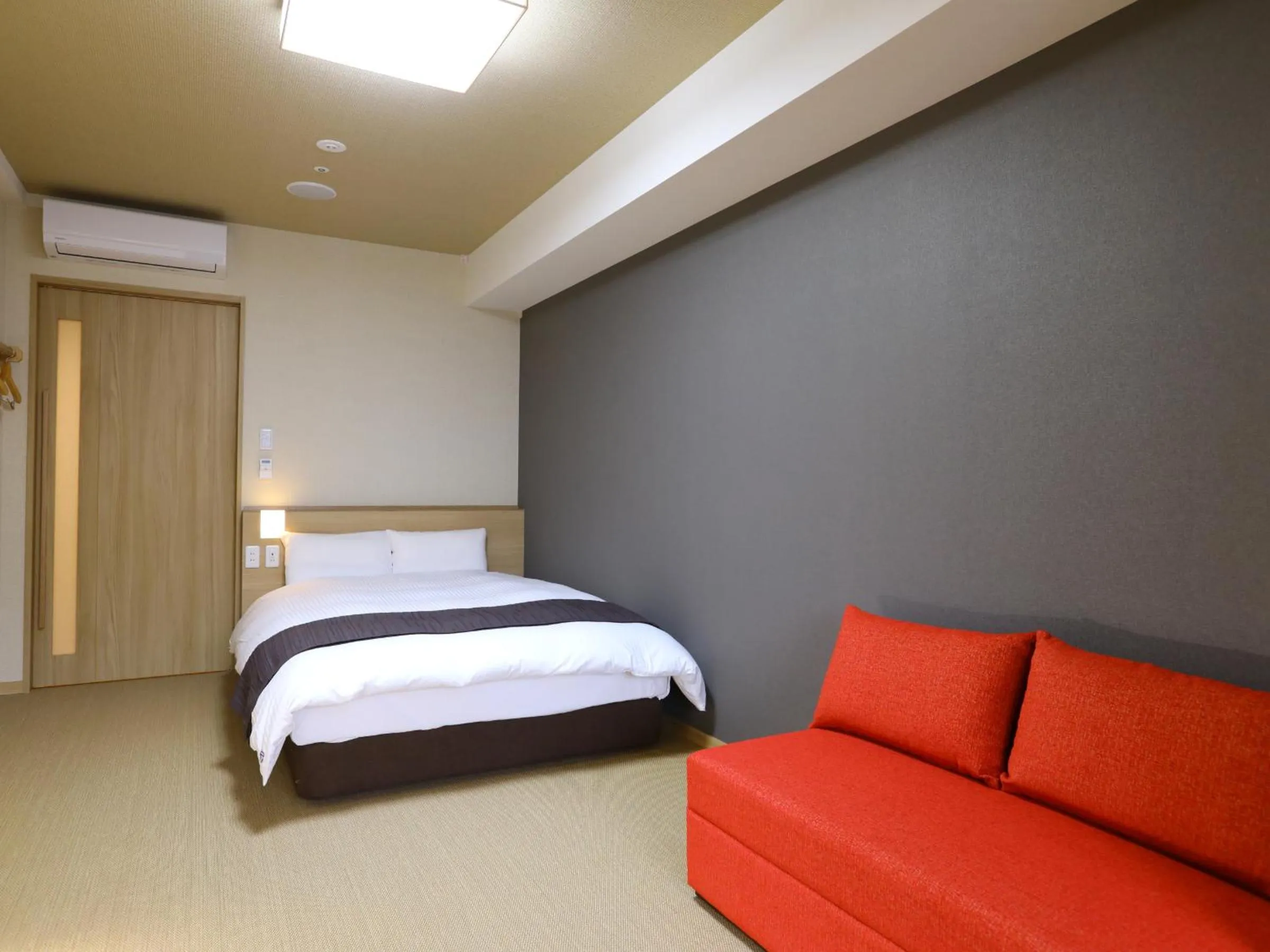 Photo of the whole room, Bed in Shuzenji Onsen Katsuragawa