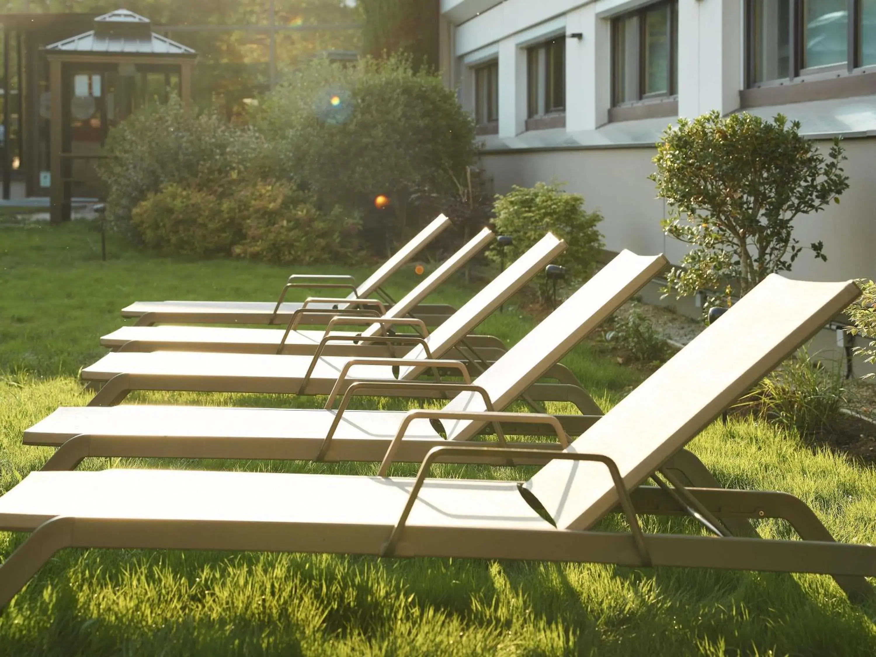 Pool view in Novotel Marne La Vallée Collégien Pool view in Novotel Marne La Vallée Collégien