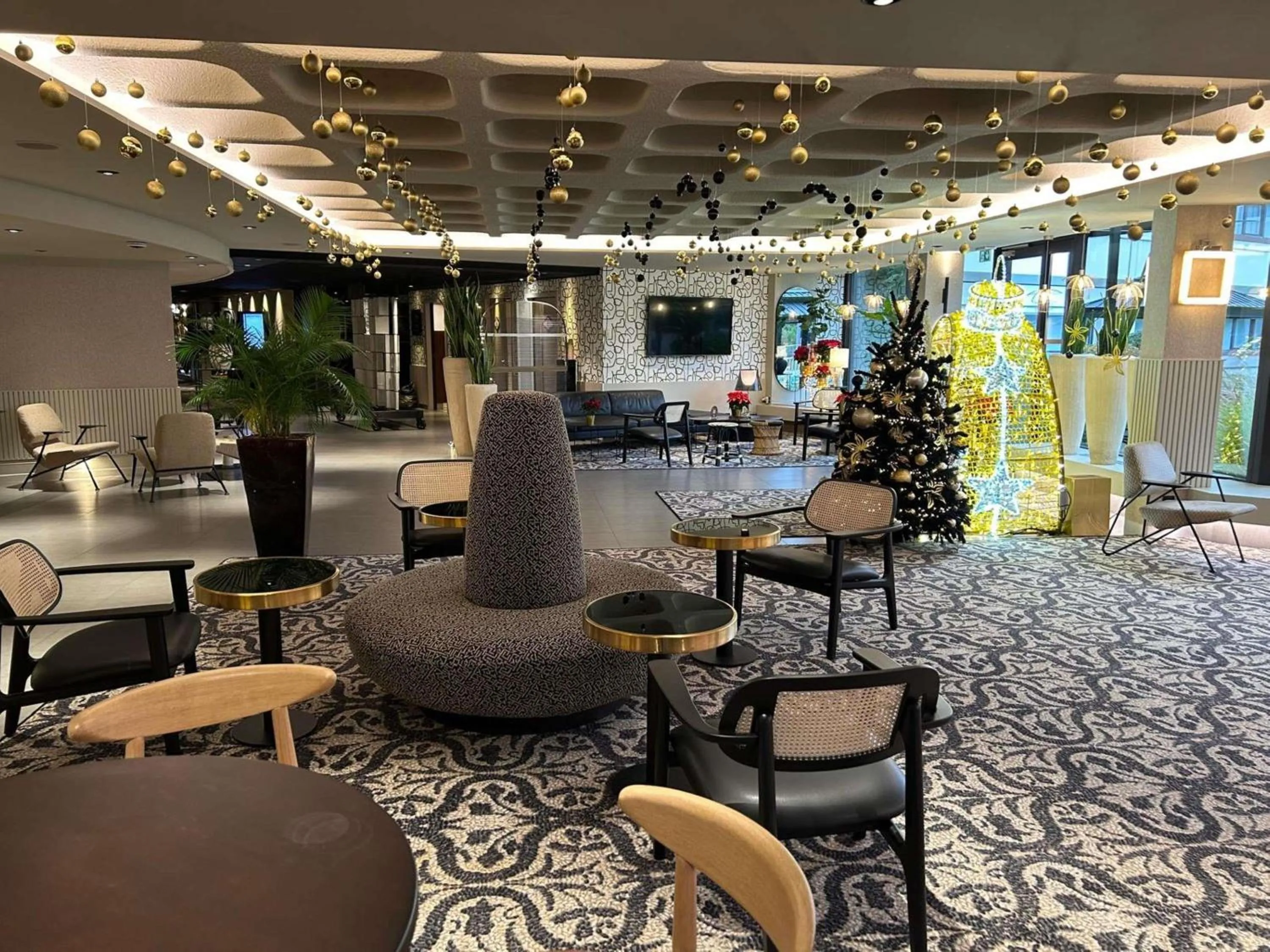 Lounge or bar in Novotel Marne La Vallée Collégien