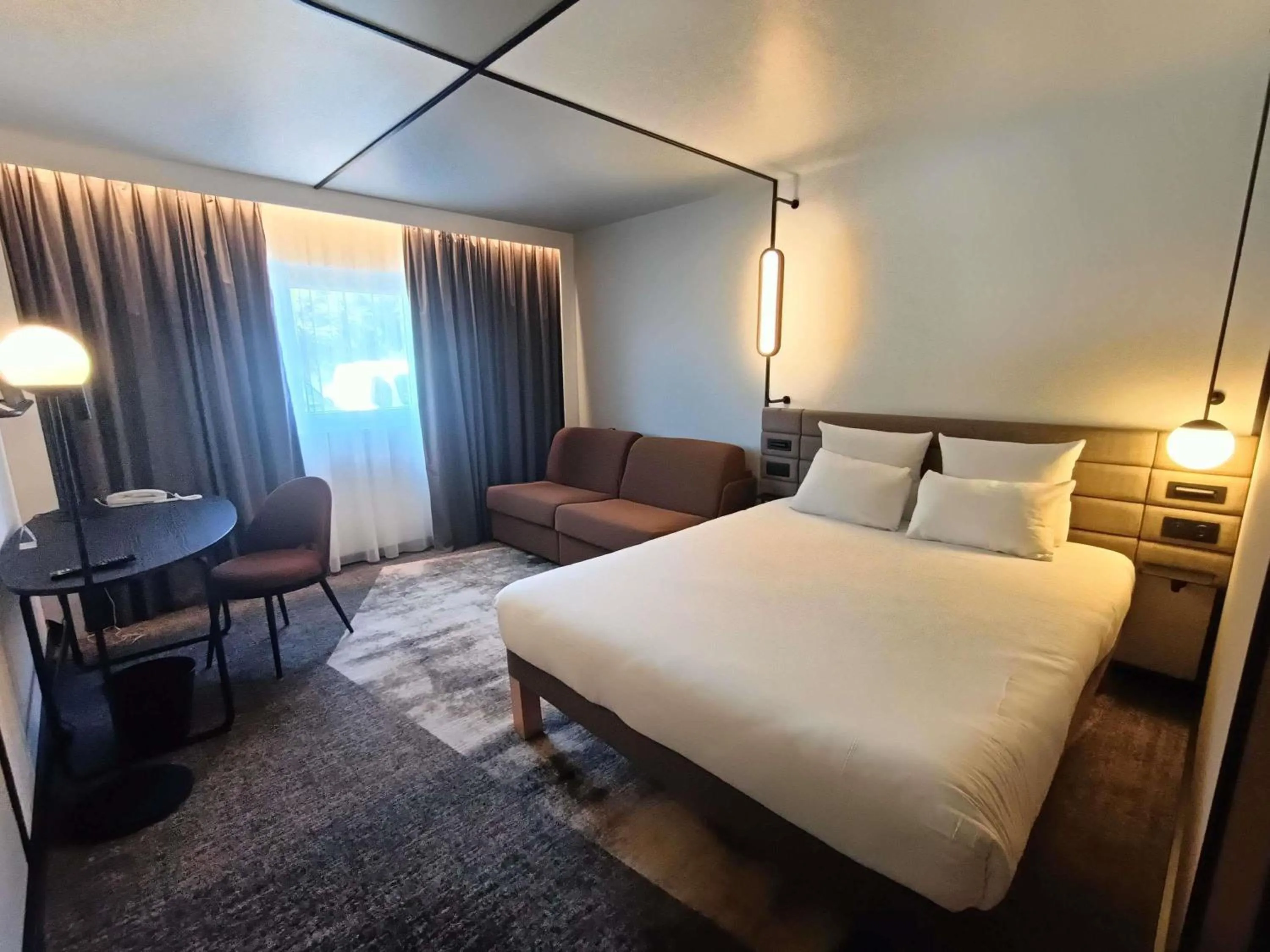 Bedroom, Bed in Novotel Marne La Vallée Collégien