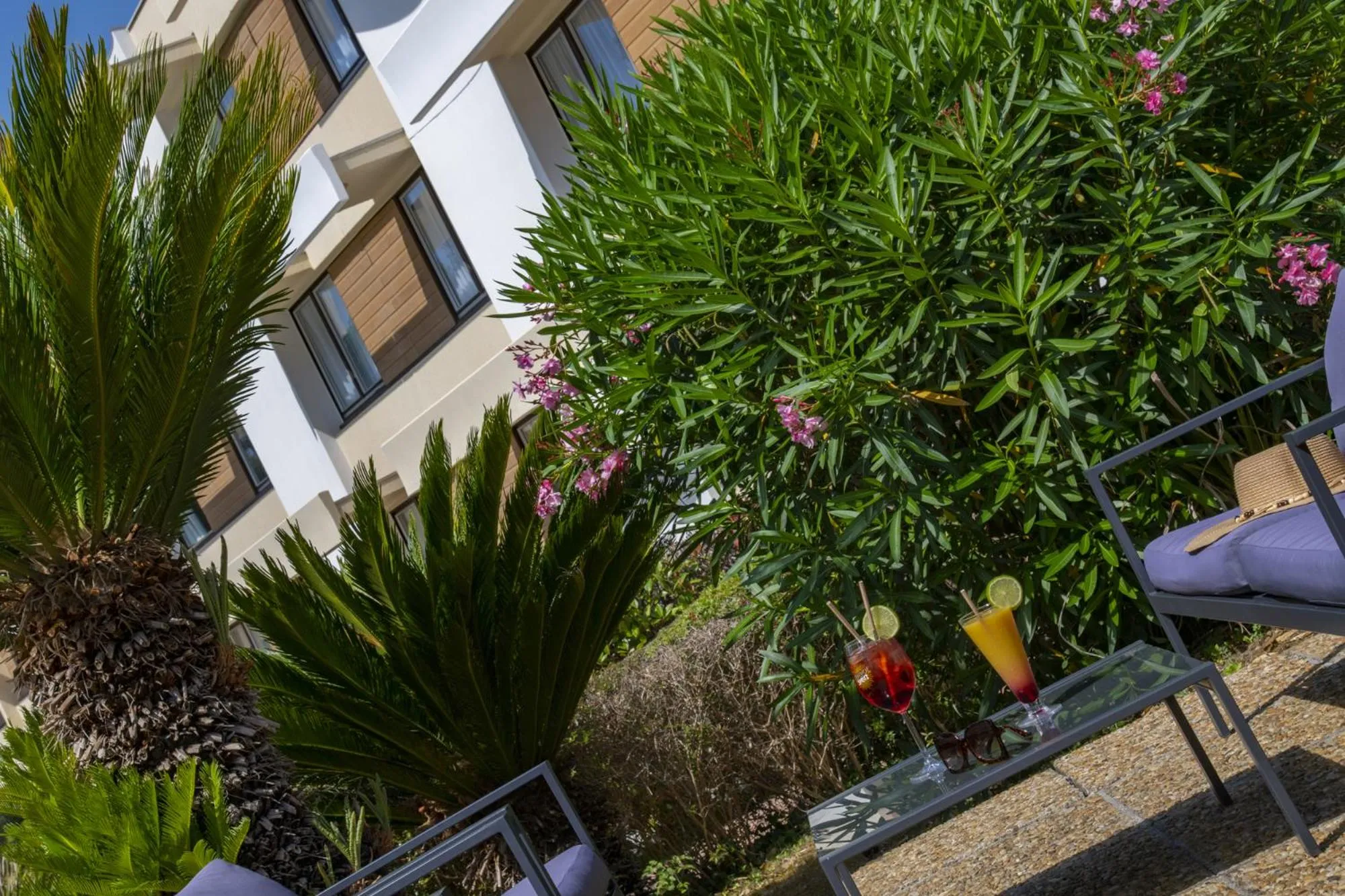 Patio in Novotel Antibes Sophia Antipolis