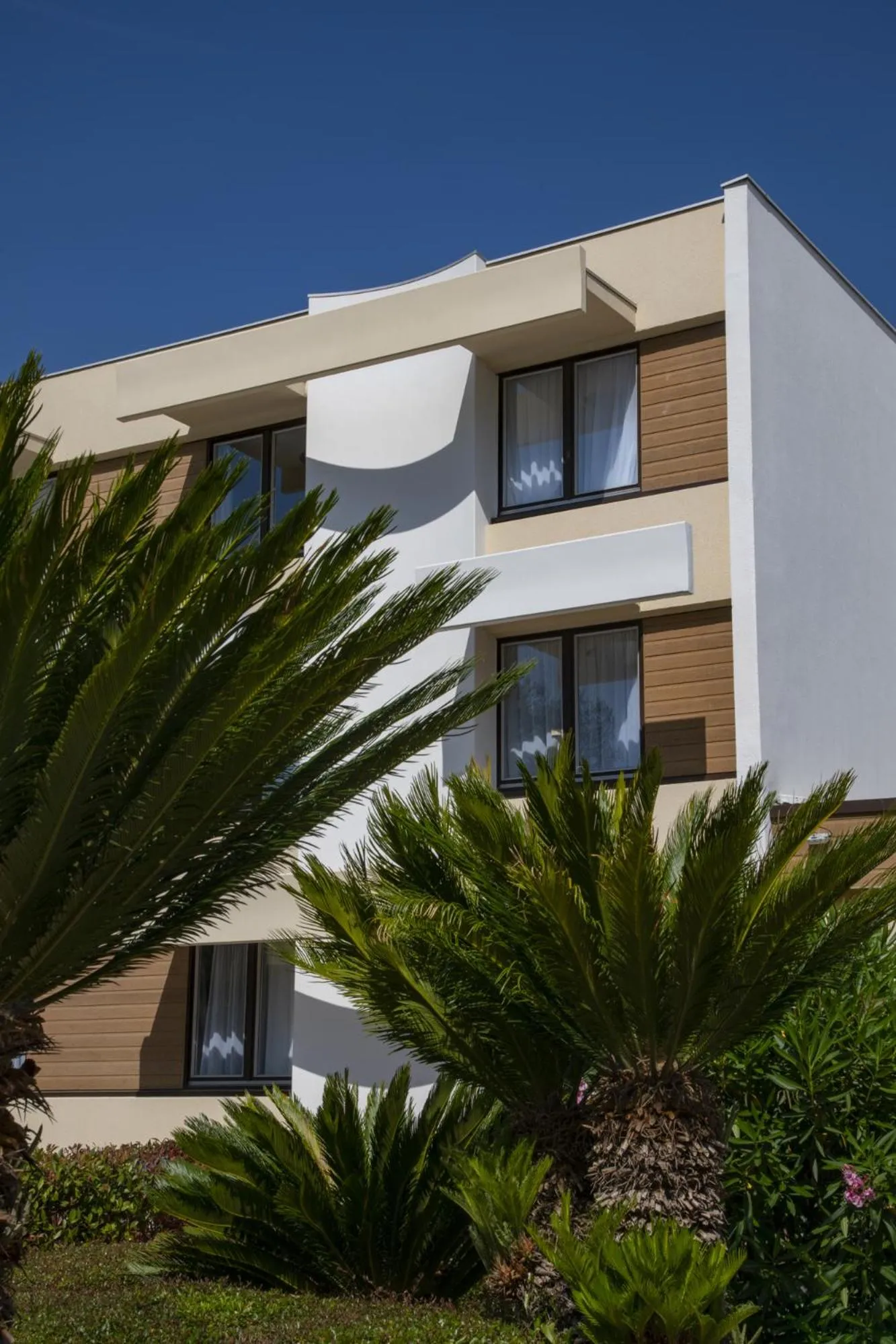 Facade/entrance in Novotel Antibes Sophia Antipolis
