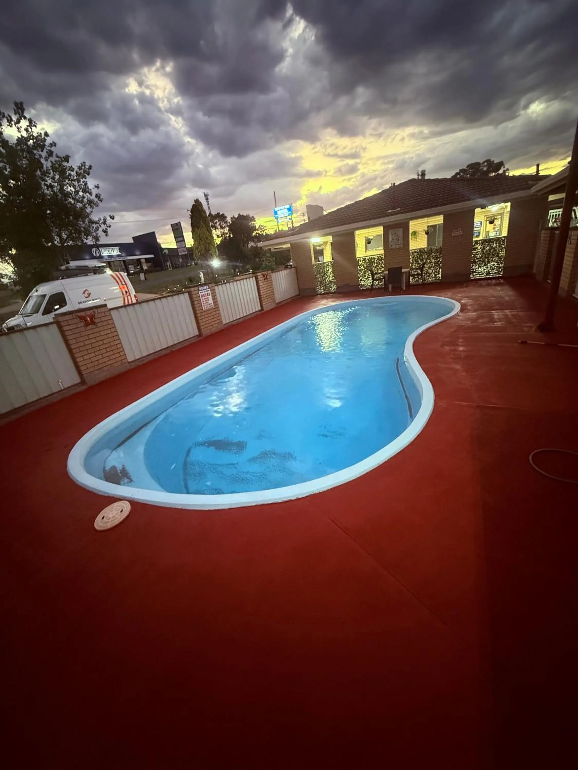 Banquet/Function facilities in Top of the Town Motel