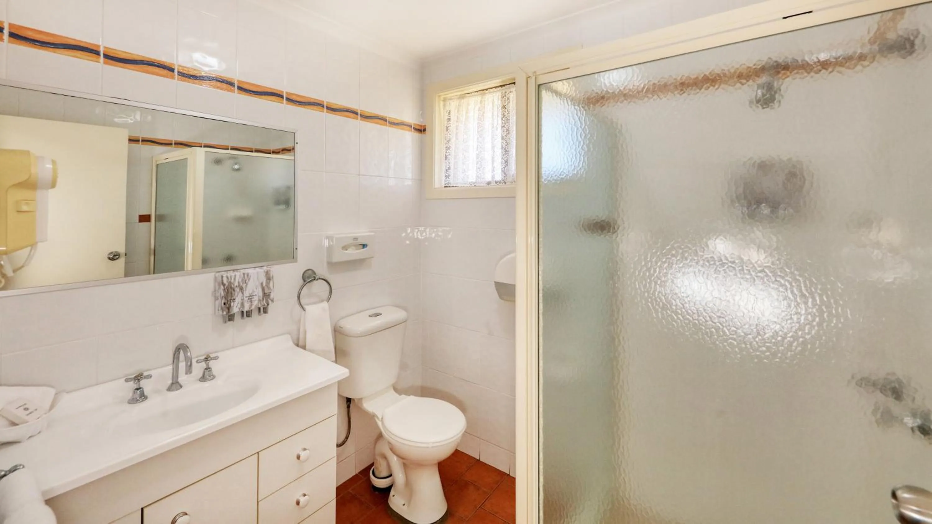 Shower in Top of the Town Motel