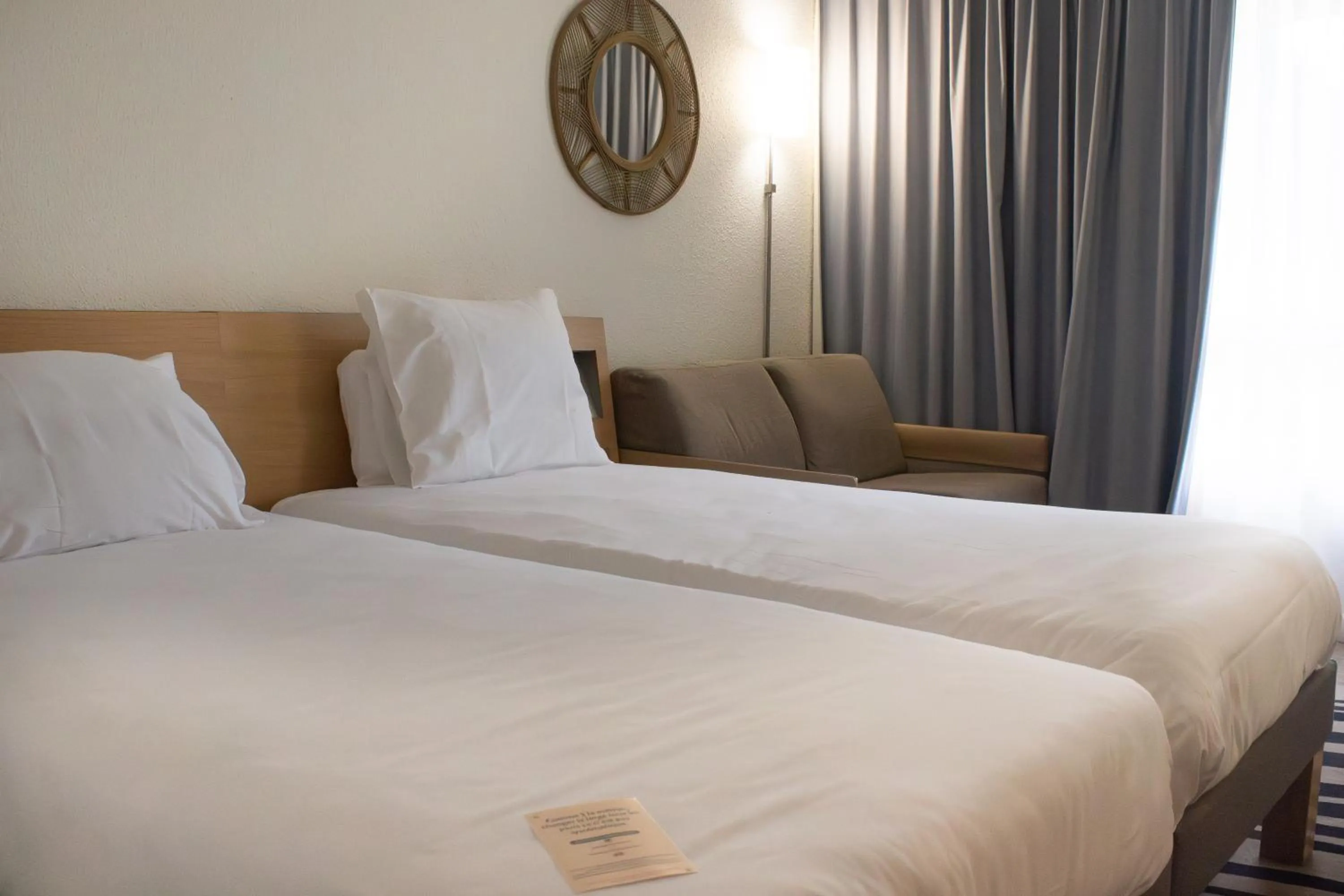 Bedroom, Bed in Novotel Narbonne Sud A9/A61