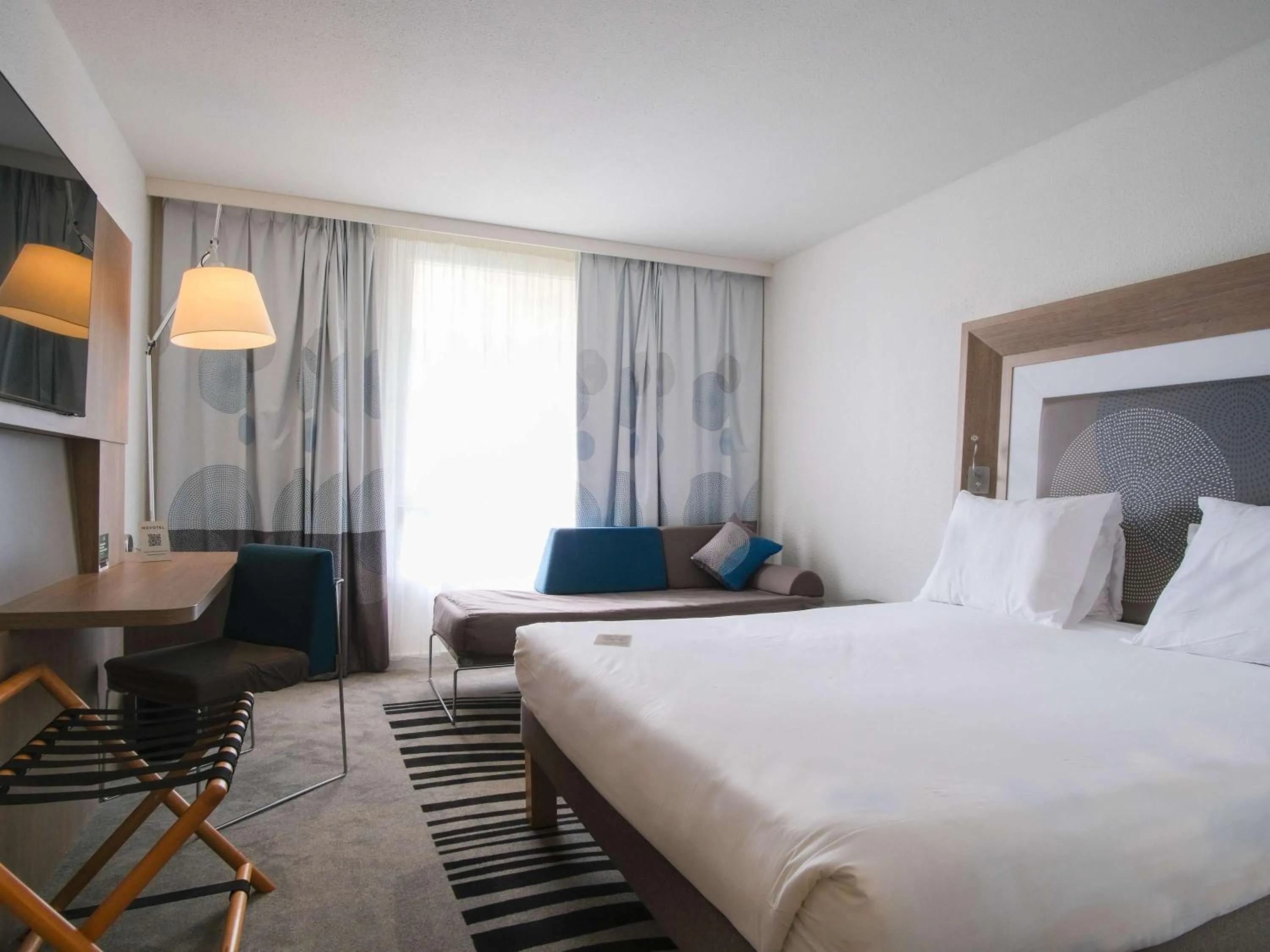 Bedroom, Bed in Novotel Narbonne Sud A9/A61