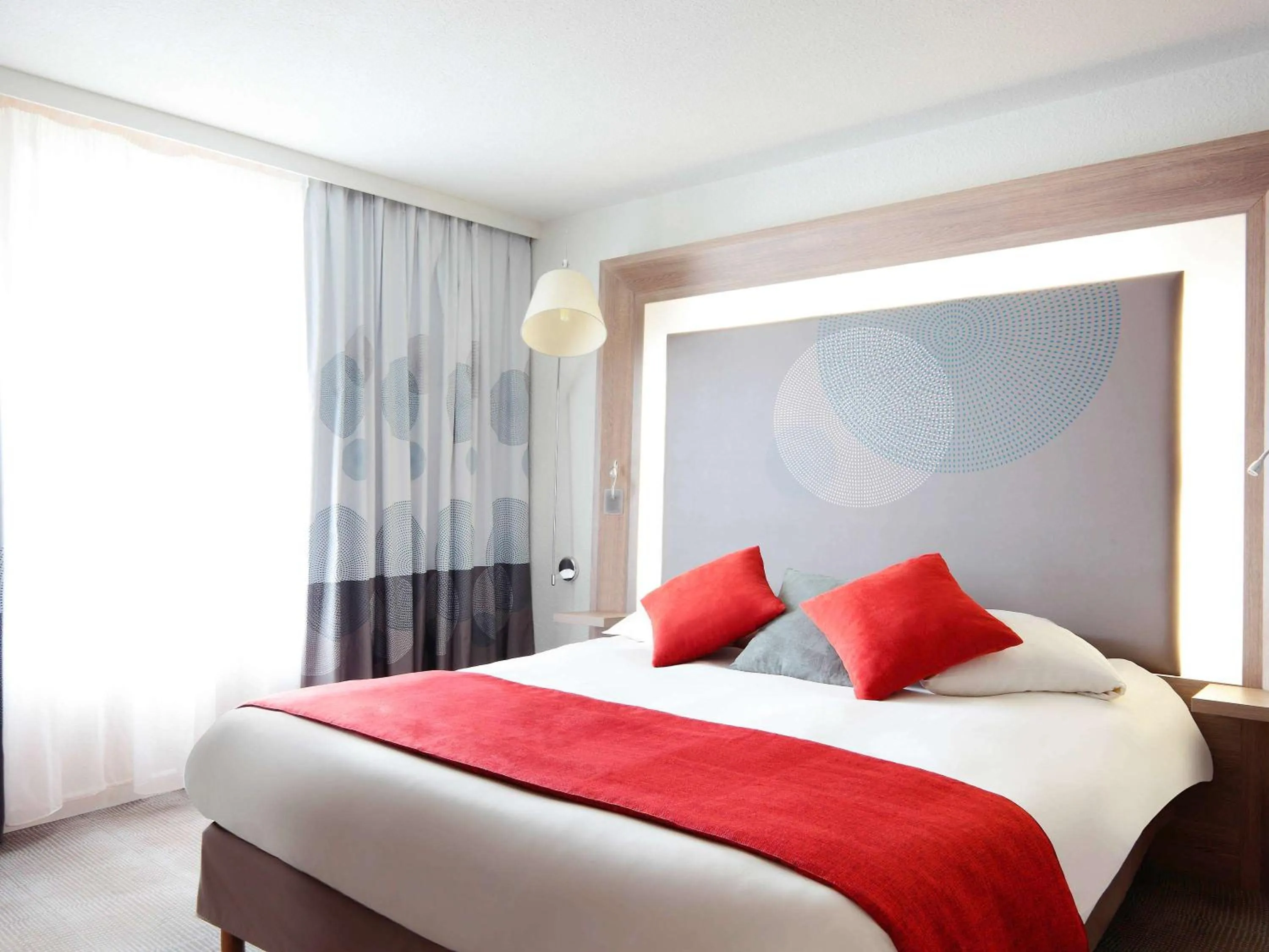 Bedroom, Bed in Novotel Narbonne Sud A9/A61