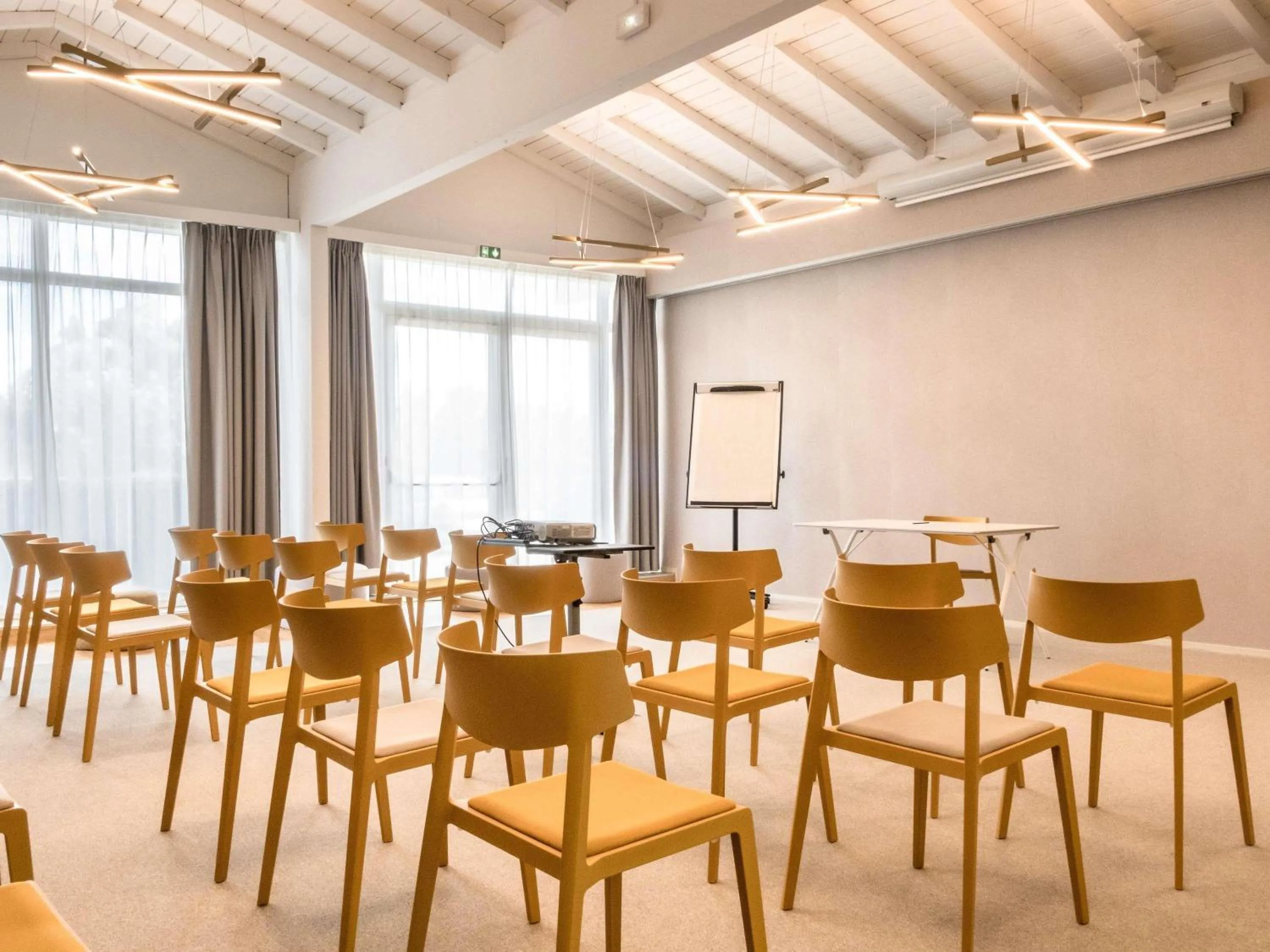 Meeting/conference room in Novotel Narbonne Sud A9/A61