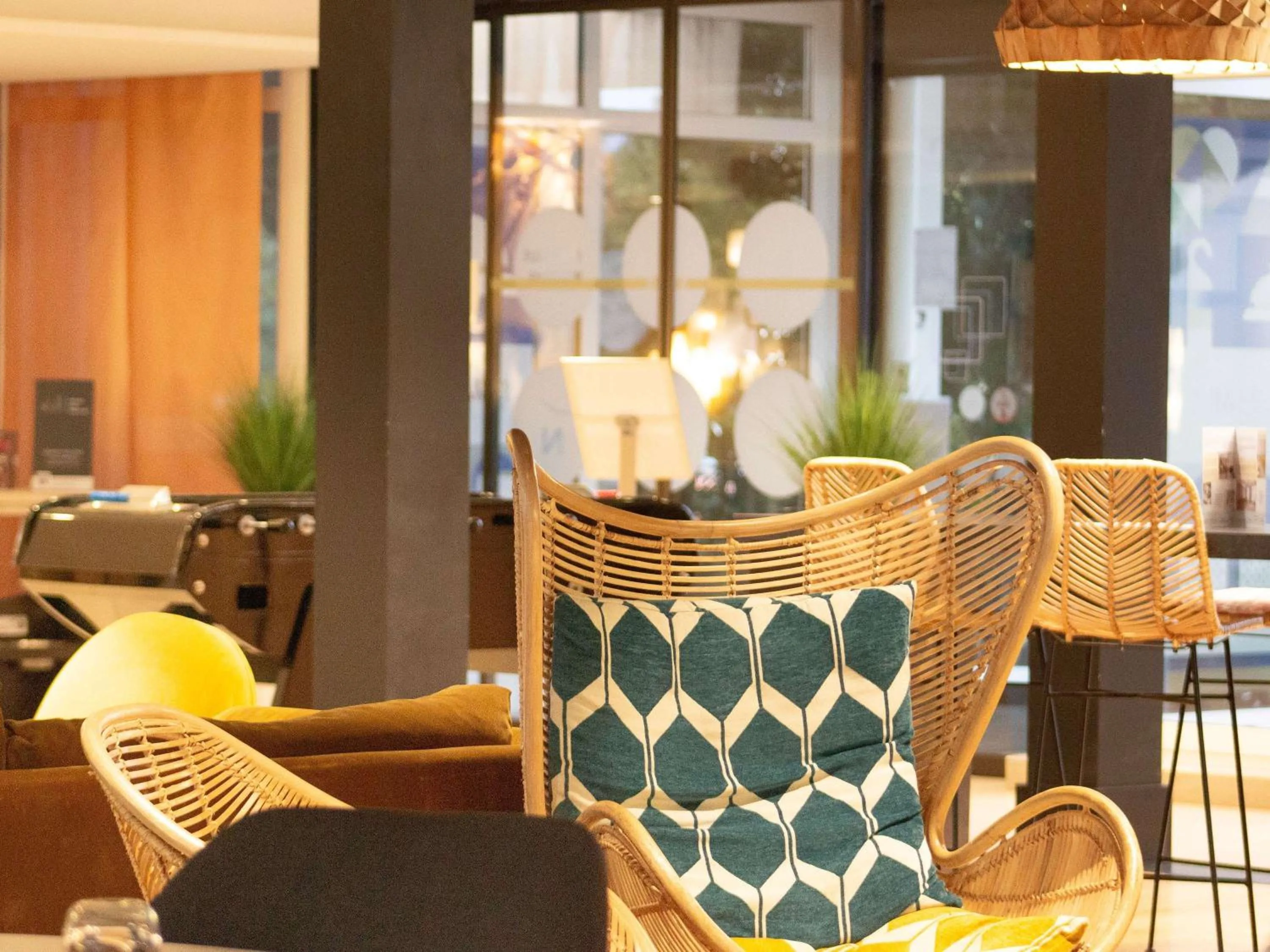 Lounge or bar in Novotel Narbonne Sud A9/A61