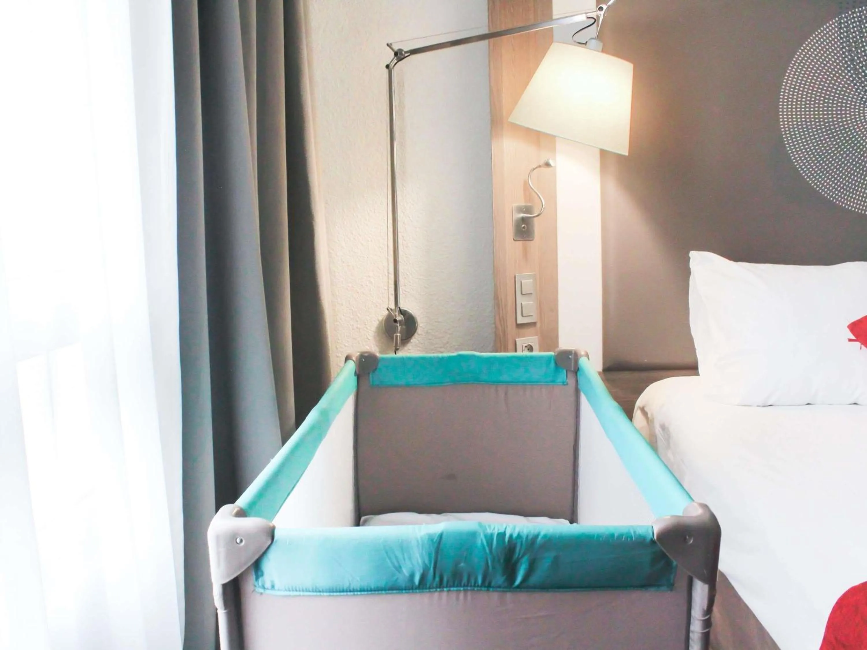 Bedroom, Bed in Novotel Narbonne Sud A9/A61