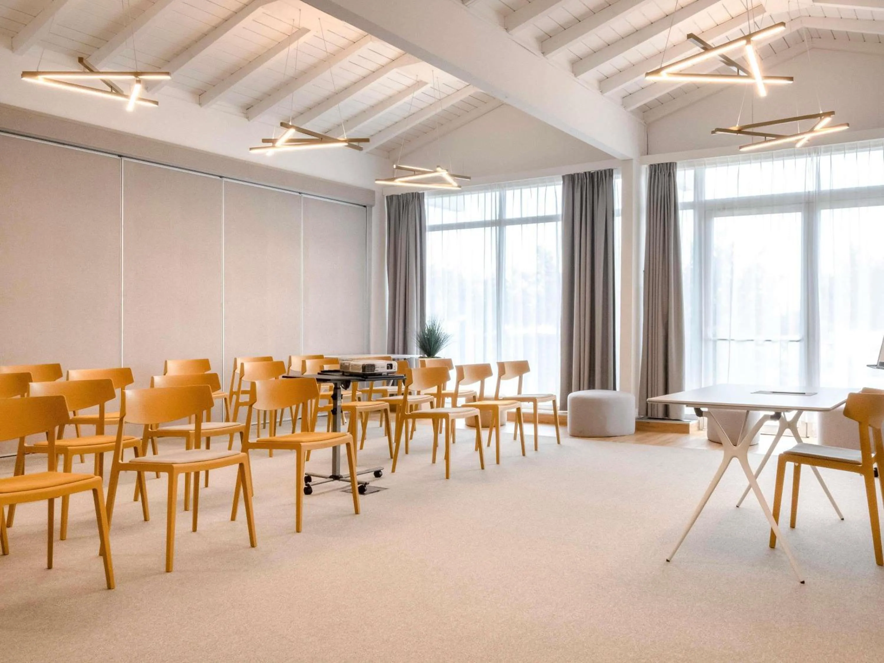Meeting/conference room in Novotel Narbonne Sud A9/A61
