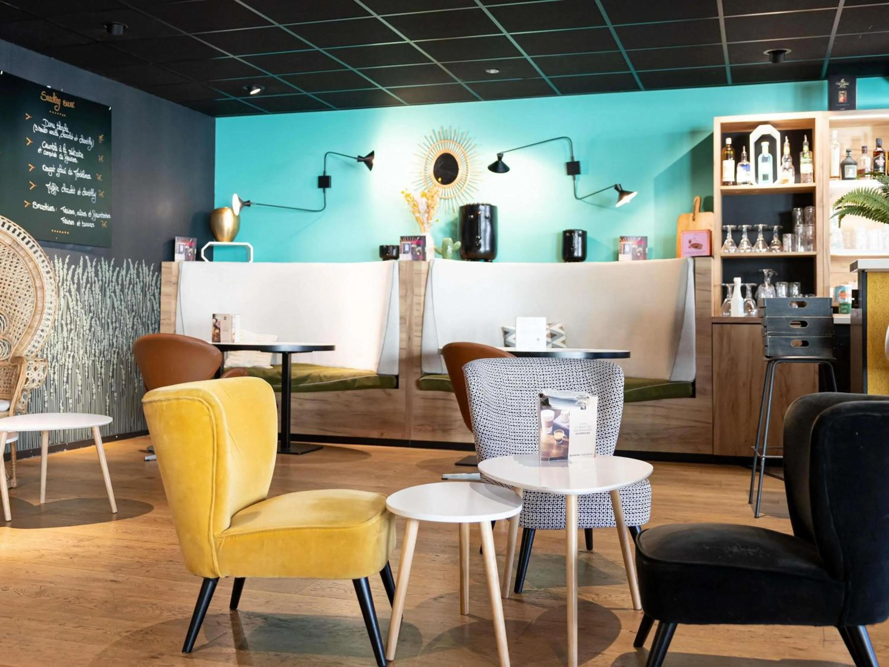 Restaurant/places to eat in Novotel Narbonne Sud A9/A61