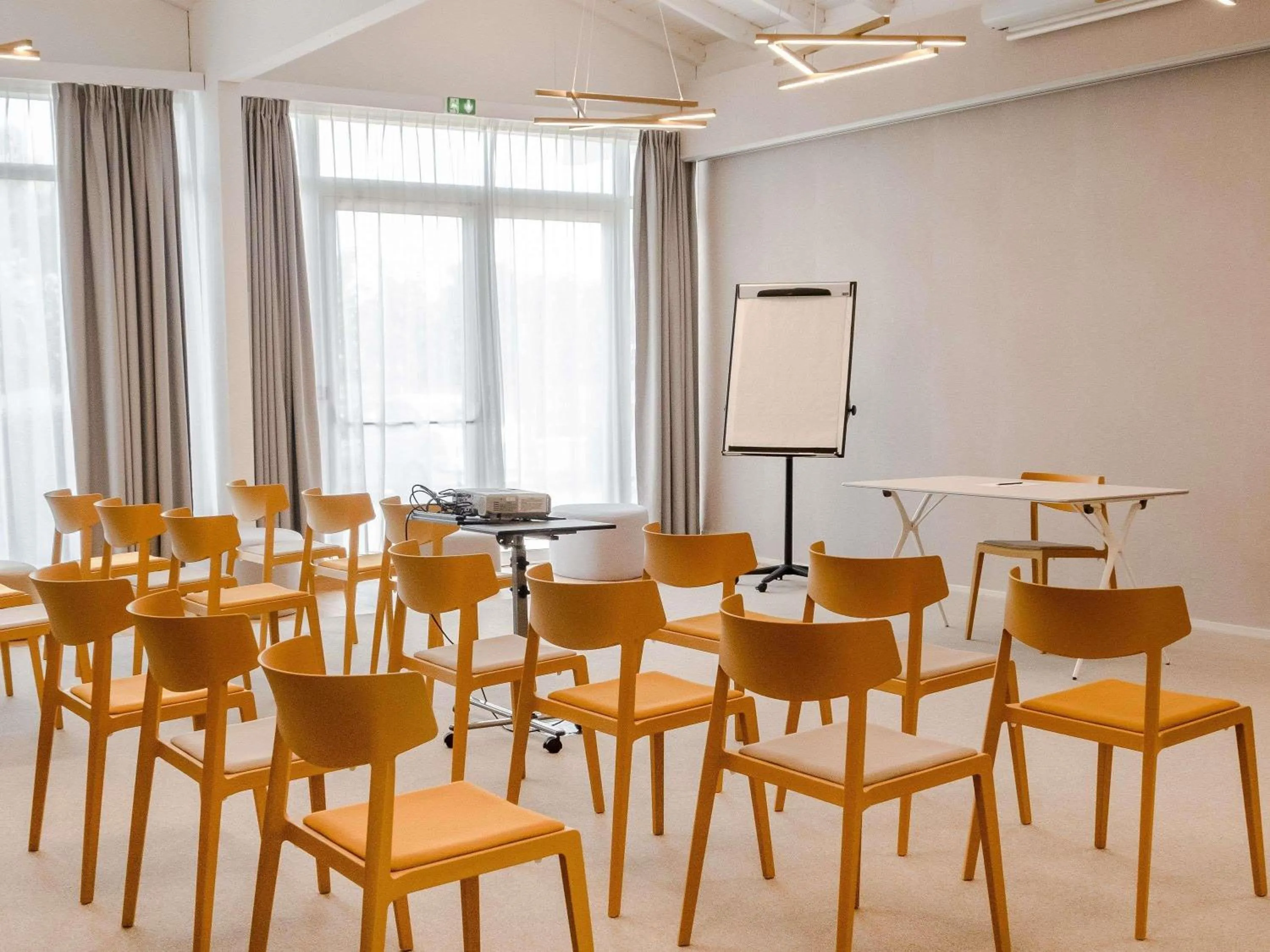 Meeting/conference room in Novotel Narbonne Sud A9/A61