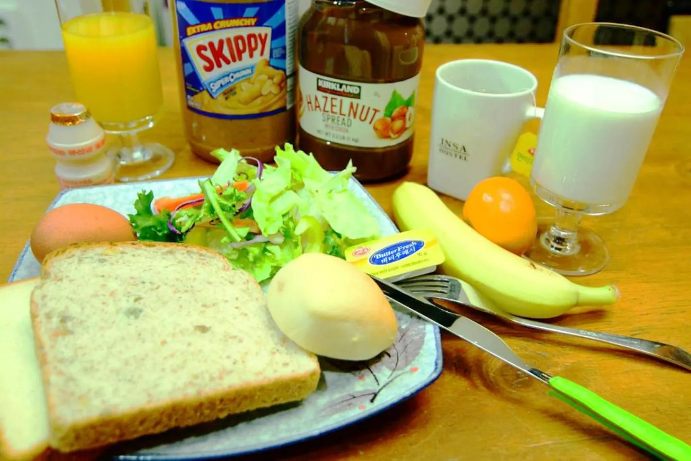 Breakfast in Insadong Hostel