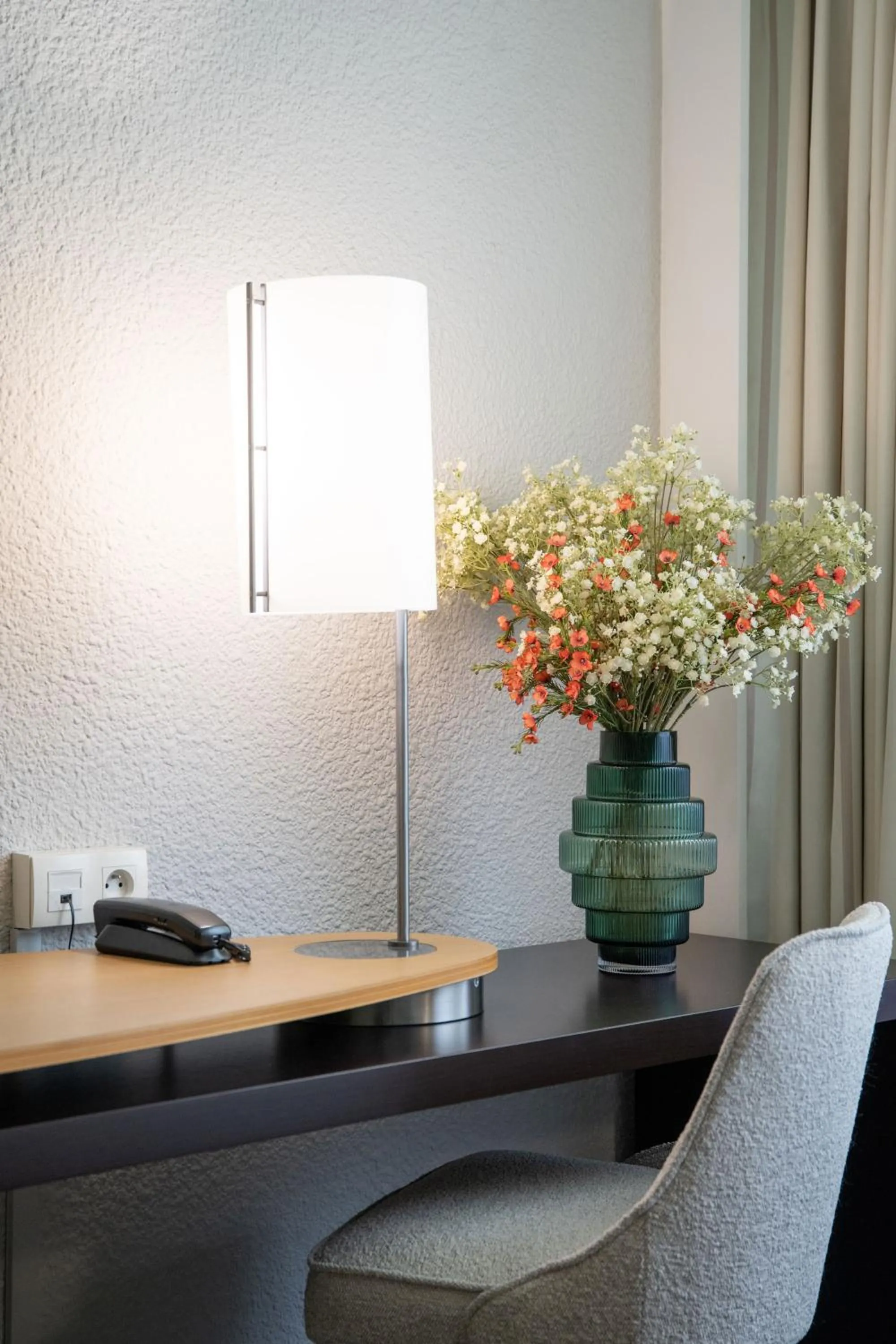 Dining area in Novotel Bordeaux Mérignac