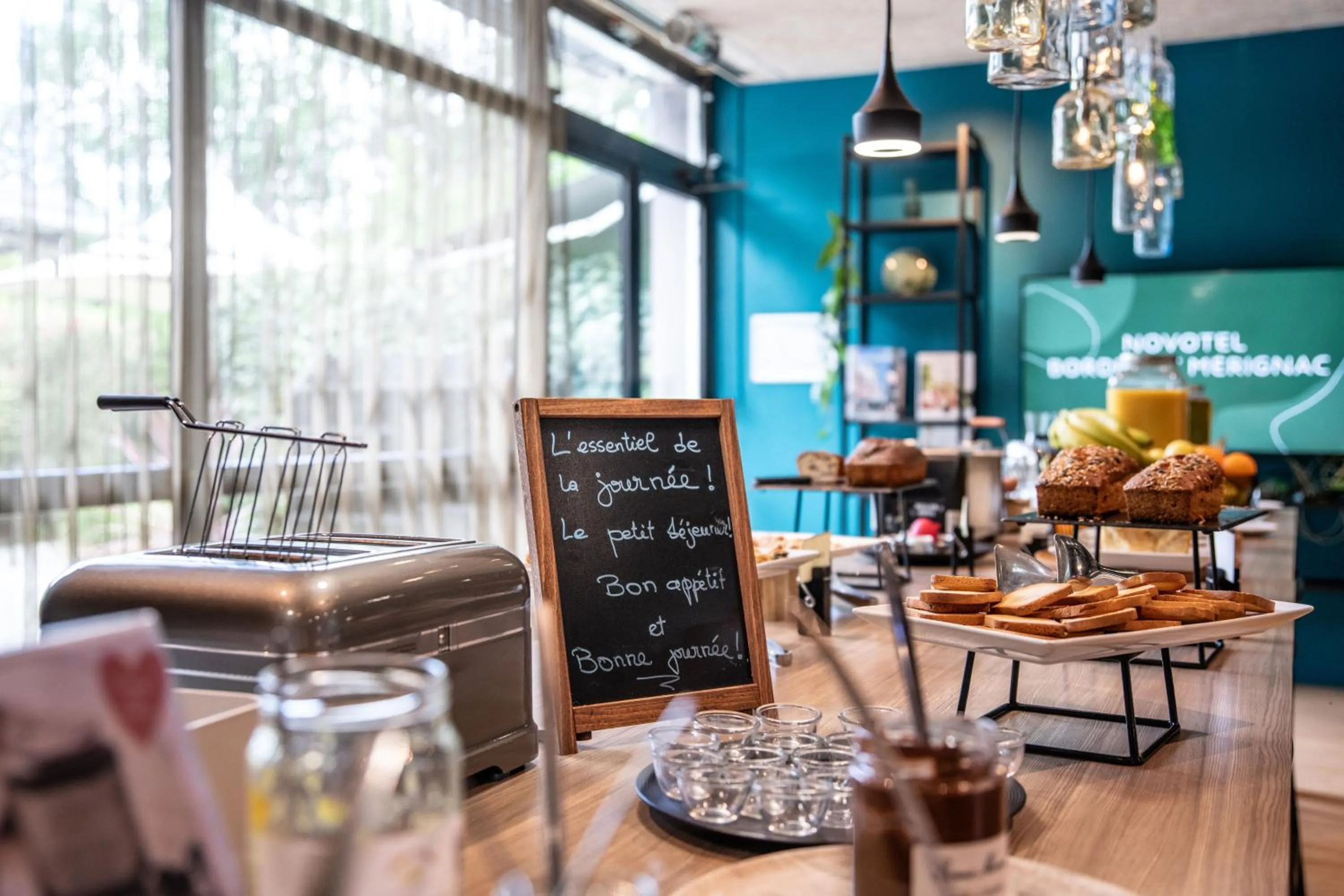 Breakfast in Novotel Bordeaux Mérignac
