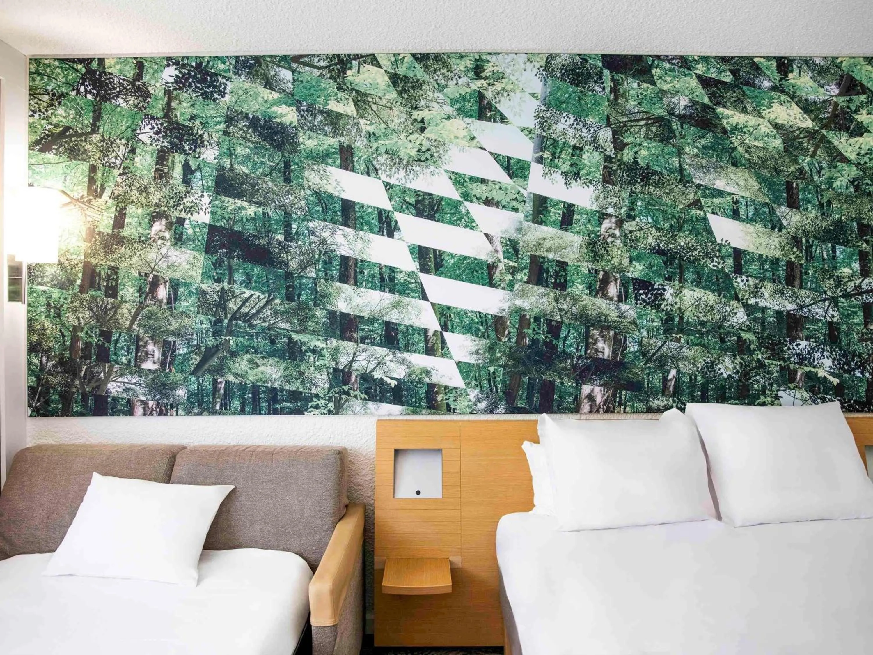 Bedroom, Bed in Novotel Bordeaux Mérignac