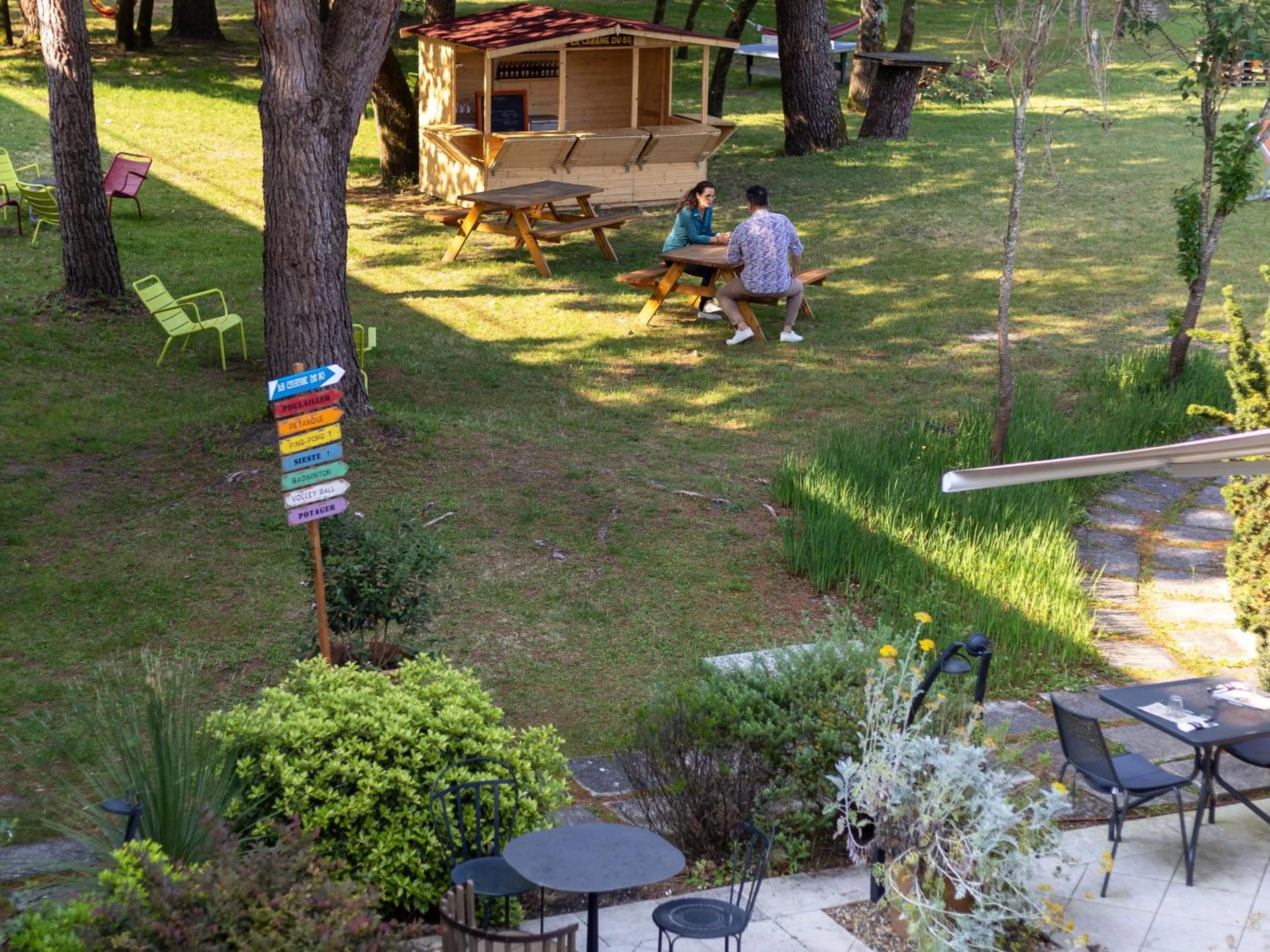 Garden in Novotel Bordeaux Mérignac