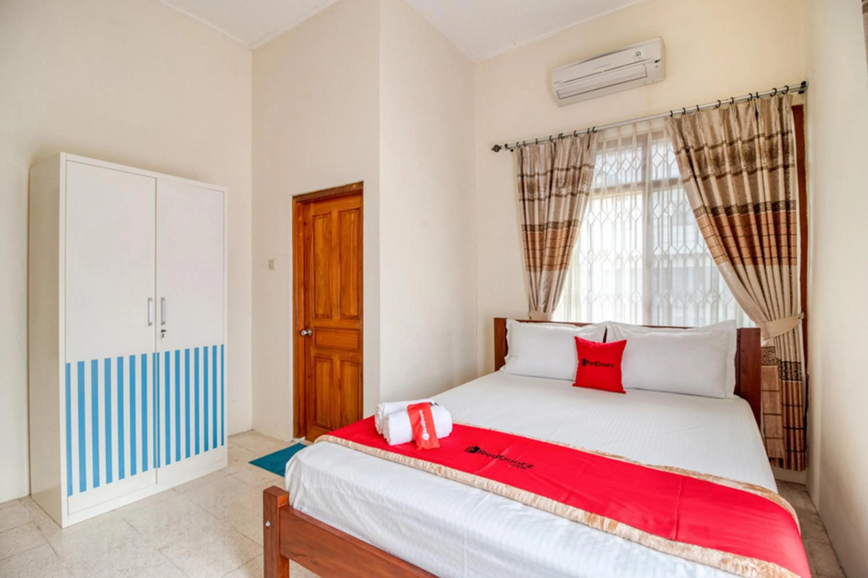 Bedroom in RedDoorz near Universitas Gajah Mada