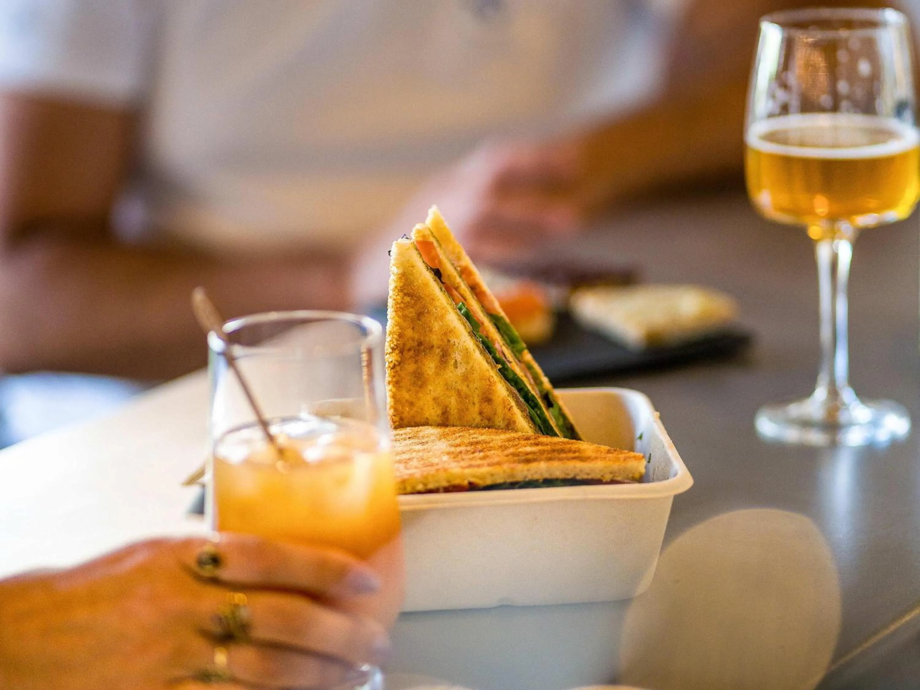 Restaurant/places to eat in Mercure Cannes Mandelieu