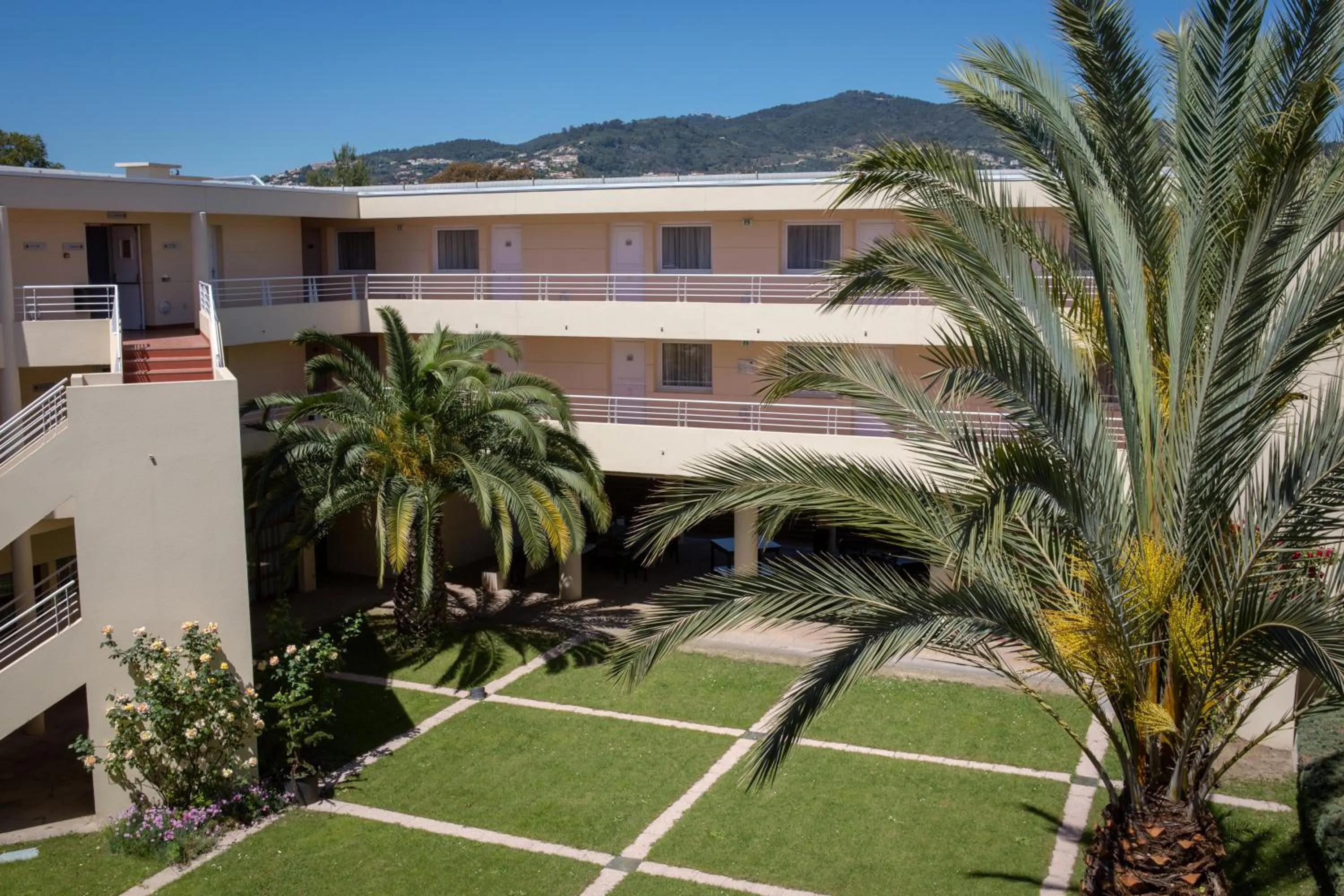 Day in Mercure Cannes Mandelieu