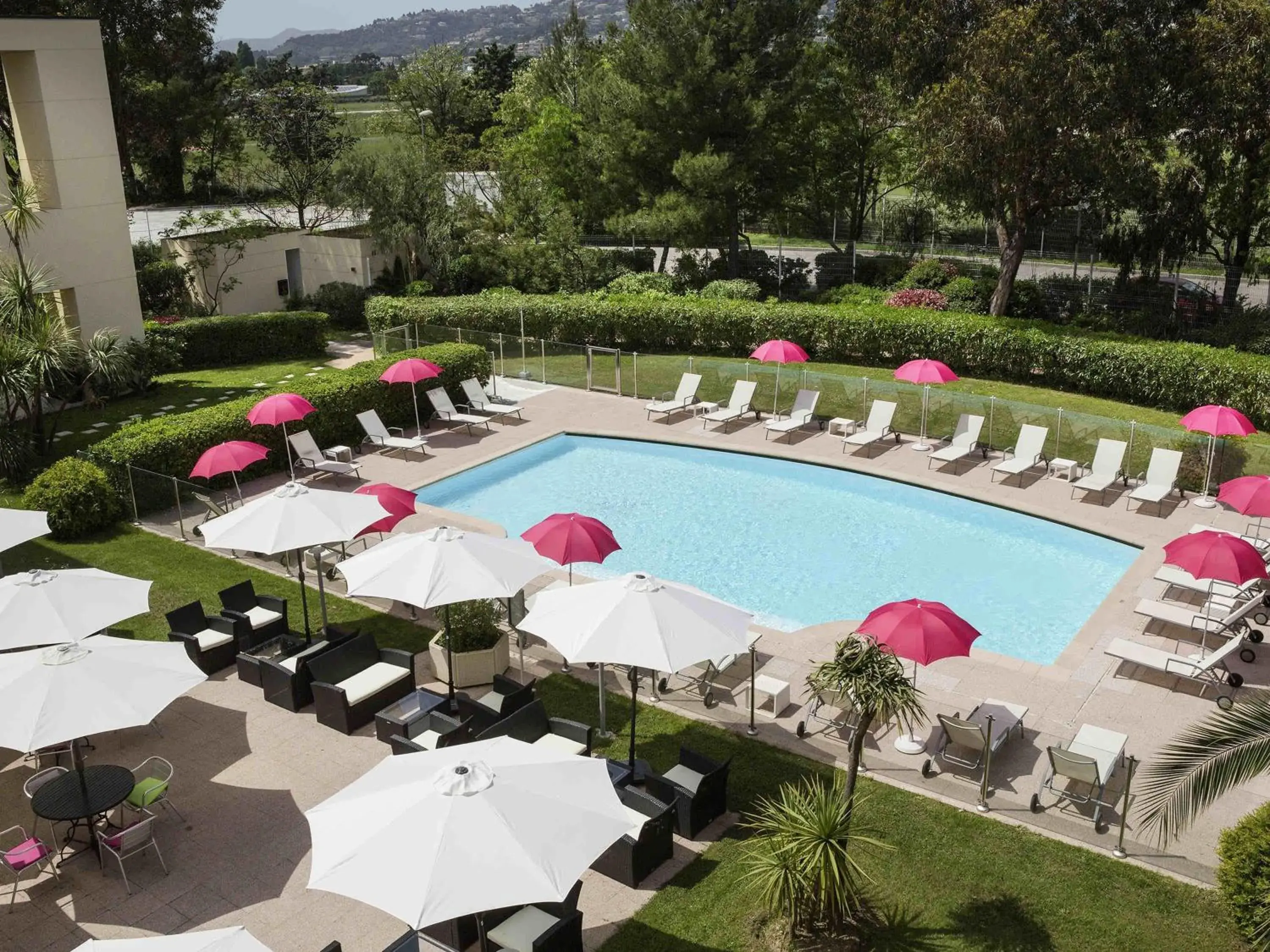 Pool view in Mercure Cannes Mandelieu Pool view in Mercure Cannes Mandelieu